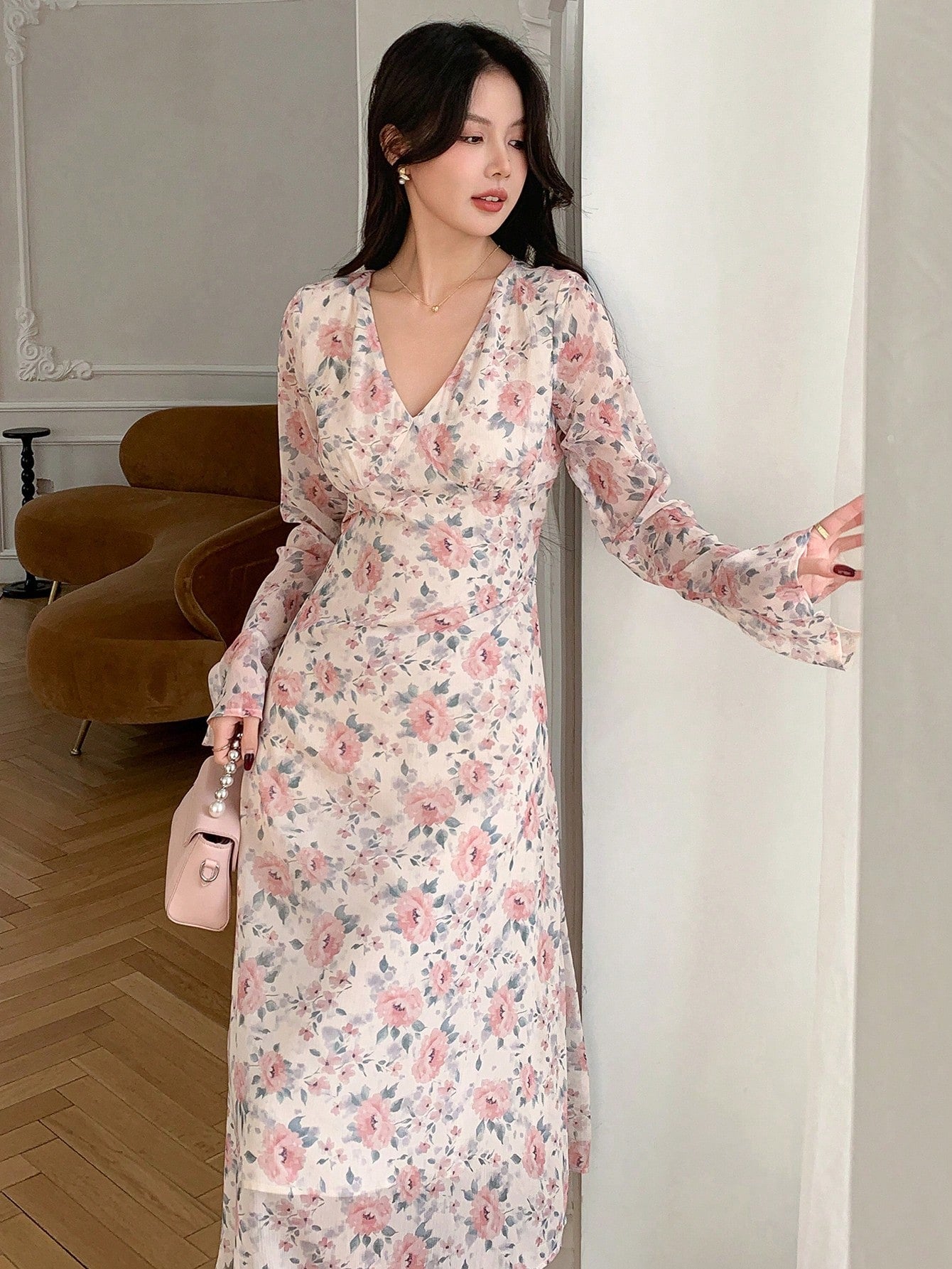 Women's Spring/Summer Elegant Floral Print Long Flared Sleeve Long Dress