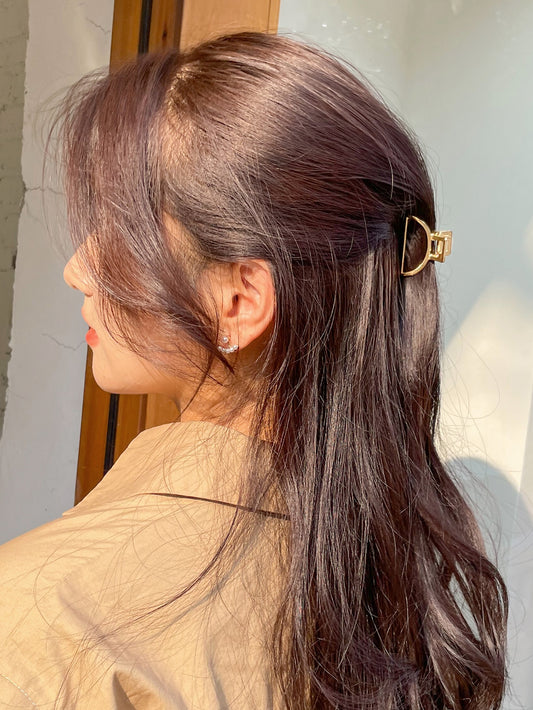 Minimalist Hair Claw For Daily Use For Girls Hairstyles Casual