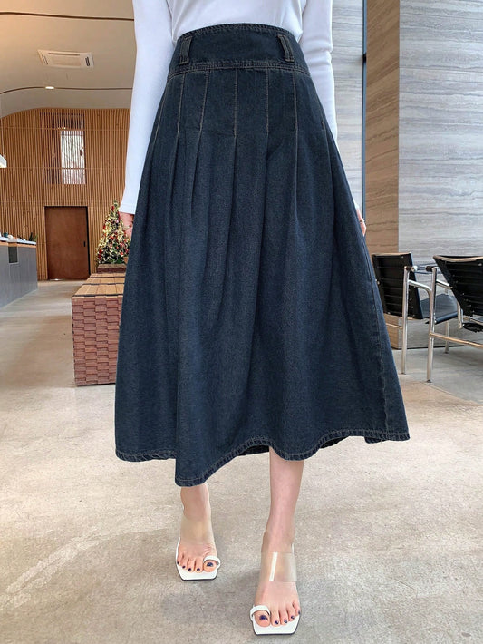 Women's Pleated Denim Skirt