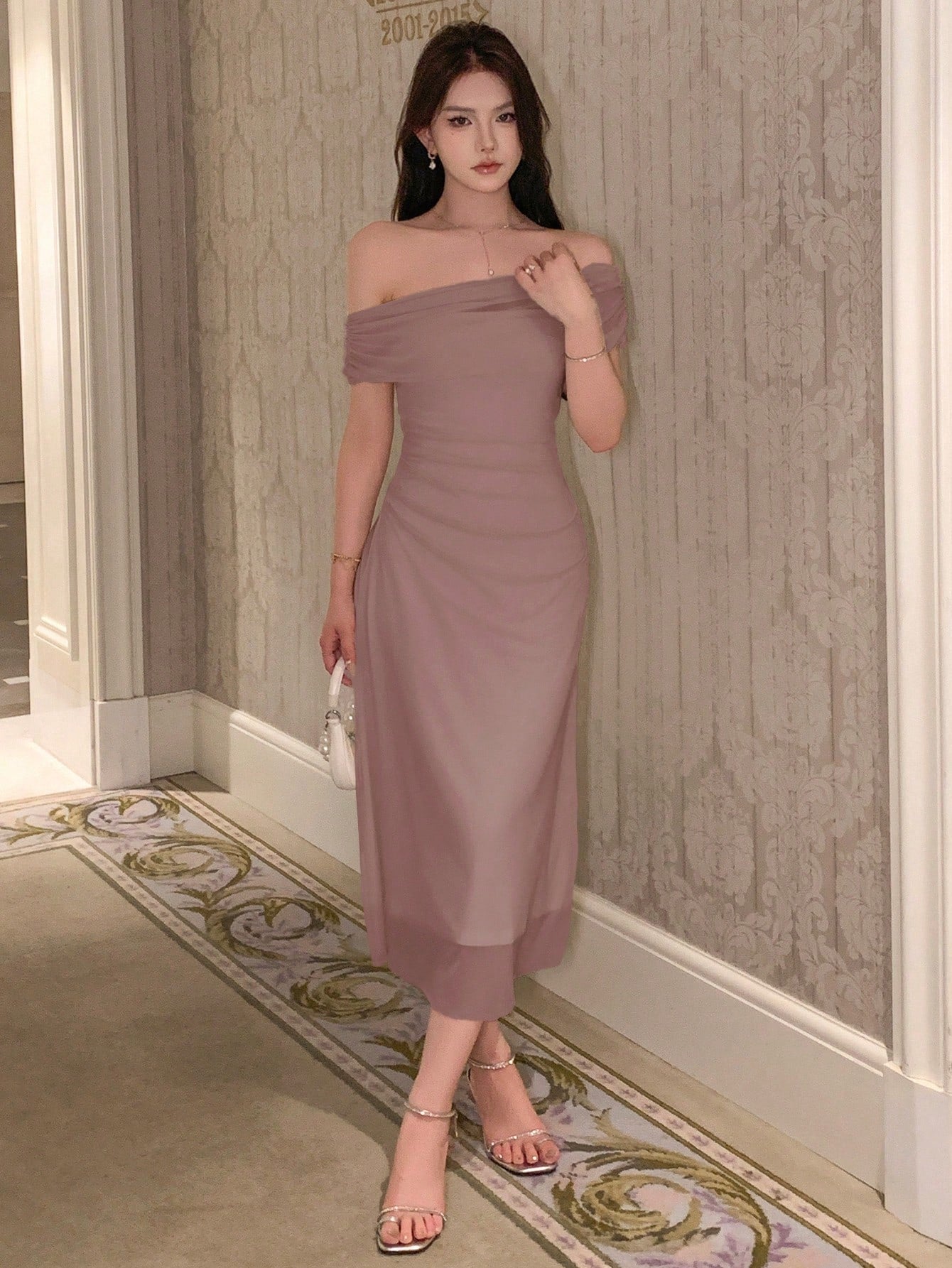 Solid Color Off-Shoulder Dress