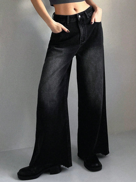 High Waist Pocket Designed Distressed Wide Leg Jeans With Whitening Effect For Women