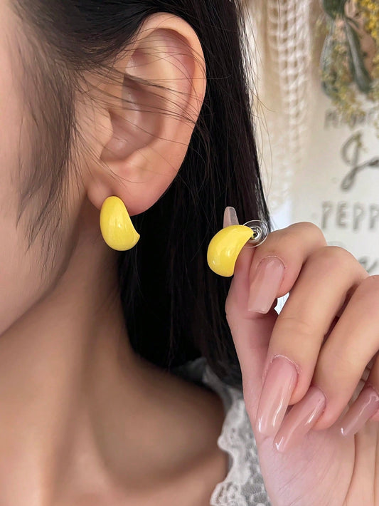 1pair Ladies' Simple Yellow Ear Studs For Everyday Wear