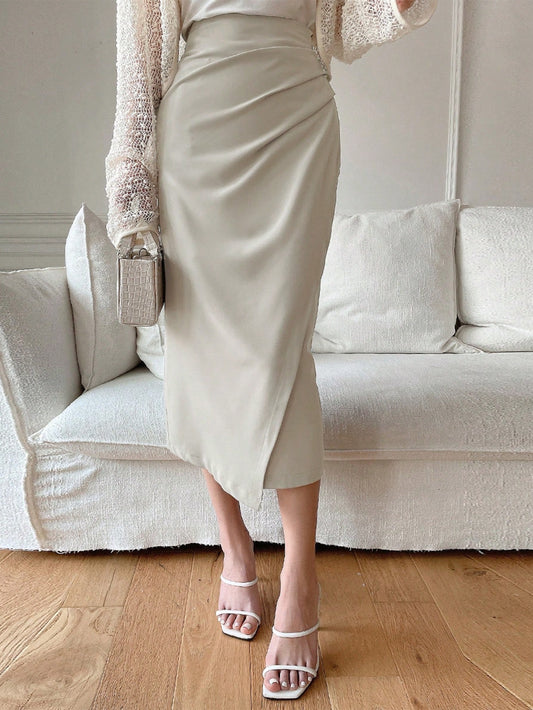 Women's Fashionable And Elegant Irregular Hem Pleated Skirt For Work