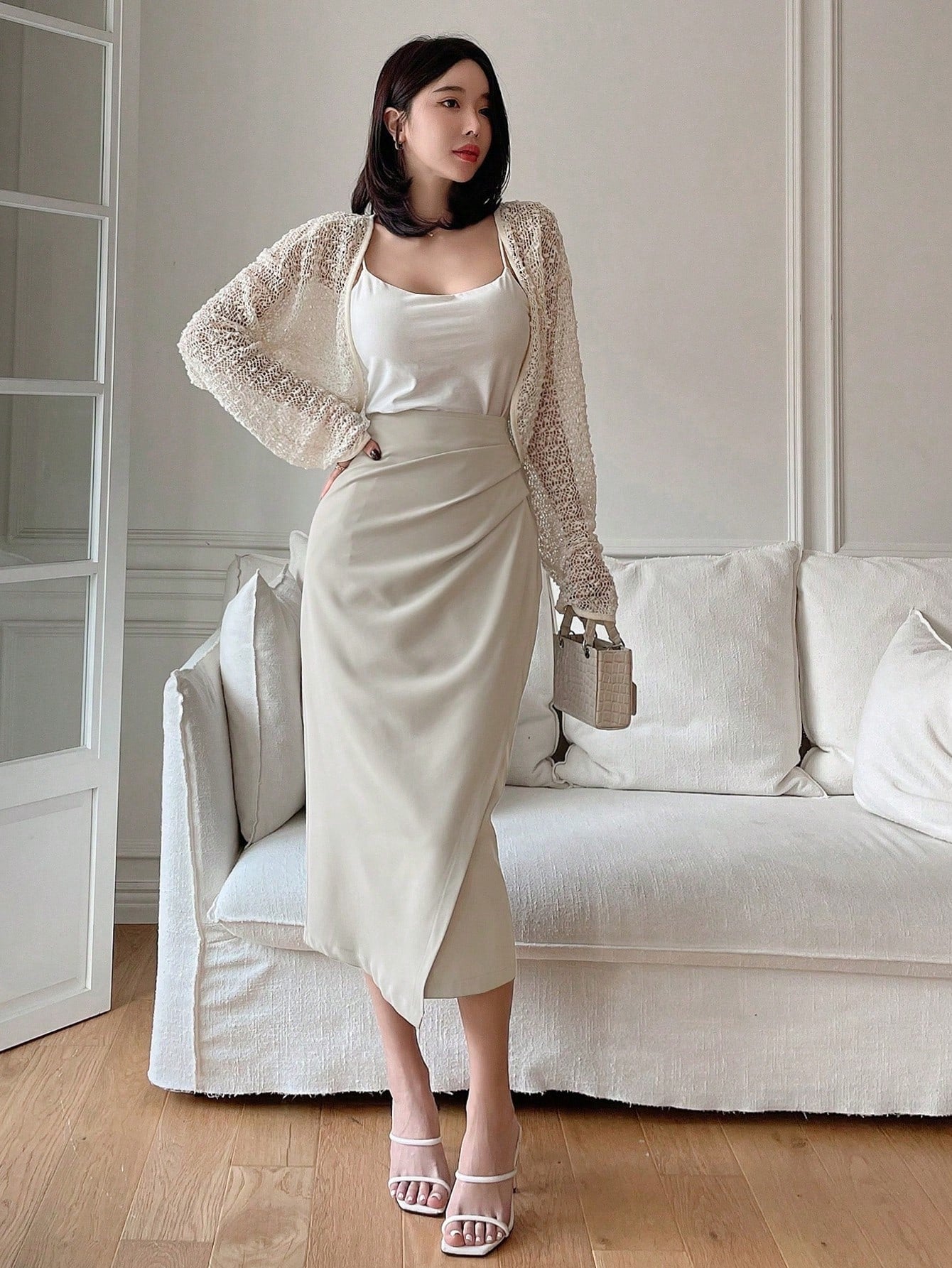 Women's Fashionable And Elegant Irregular Hem Pleated Skirt For Work