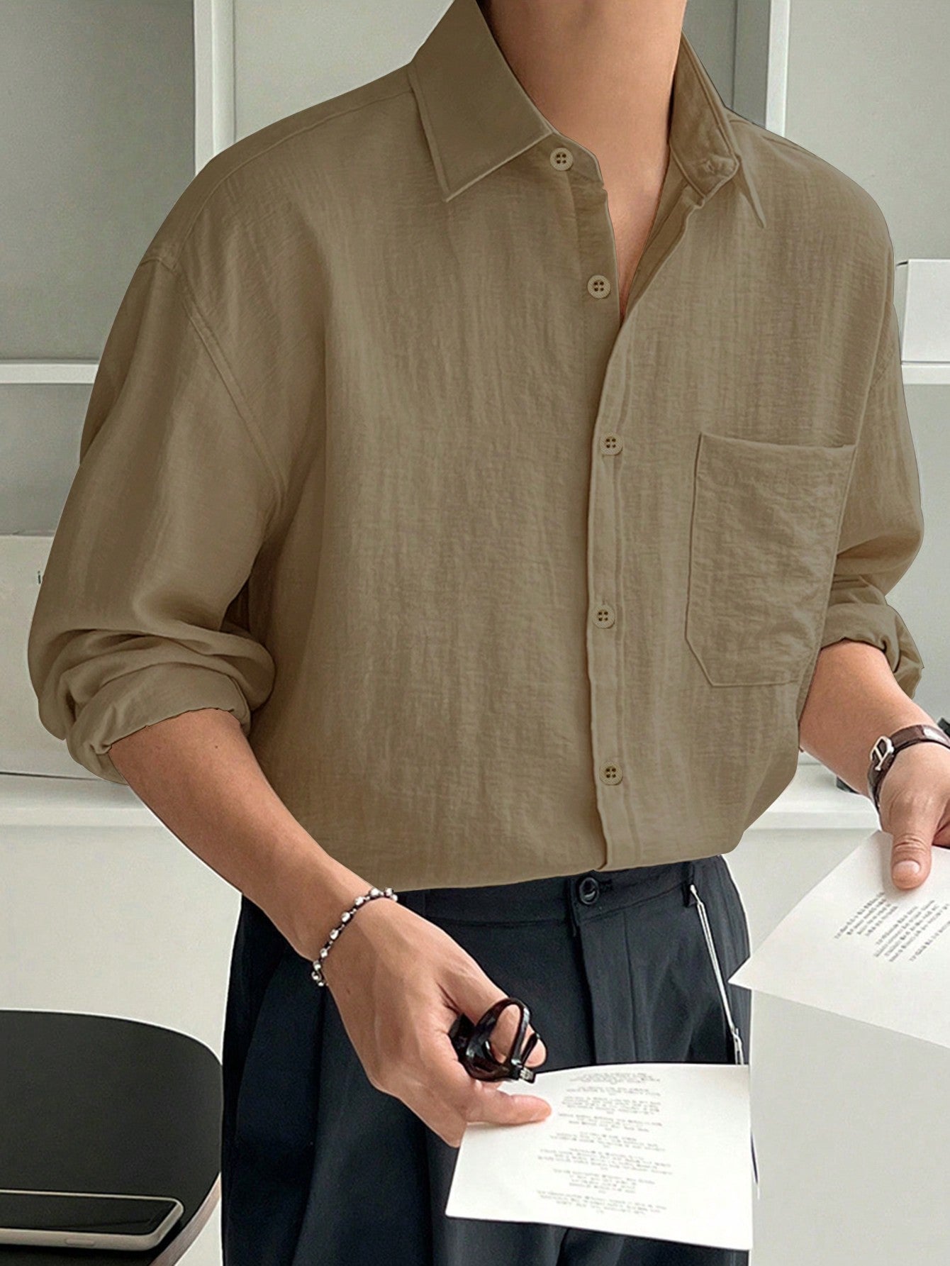 Men Fashionable Simple Solid Color Casual Shirt