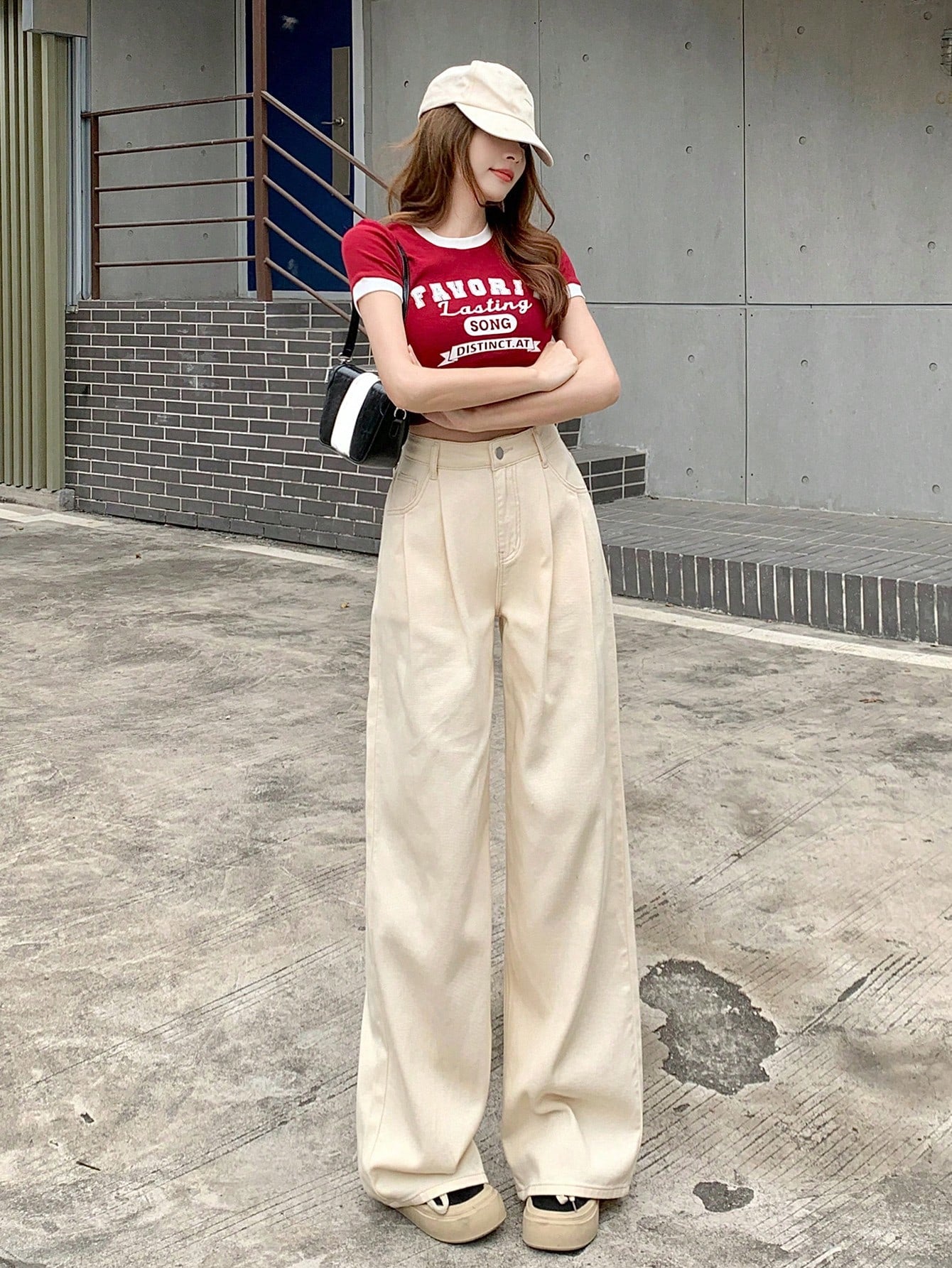 Women's Solid Color Casual Pleated Wide Leg Jeans