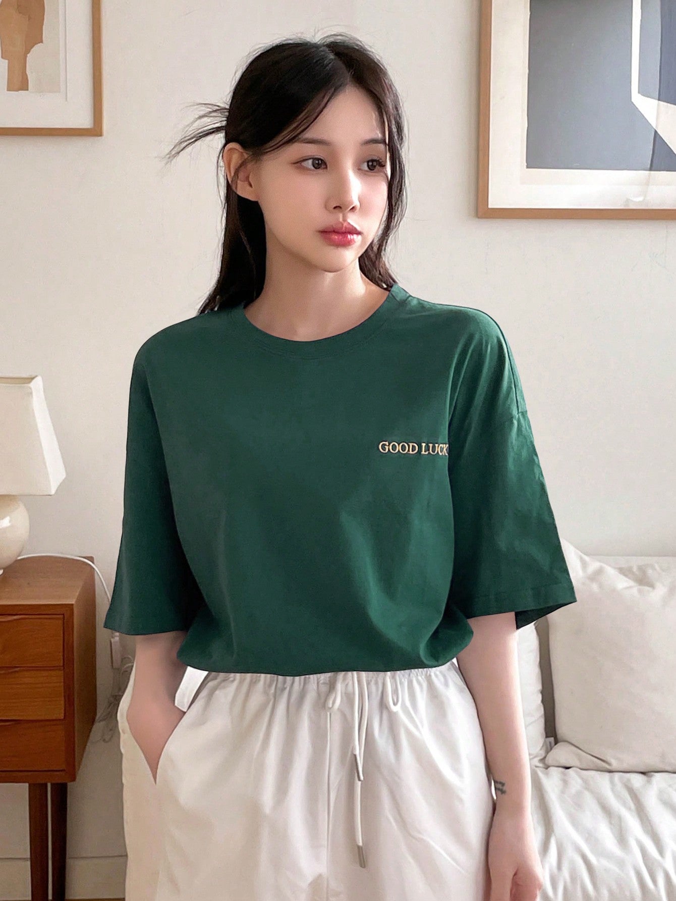 Women's Summer Casual Round Neck Drop Shoulder Sleeve T-Shirt With Letter Print