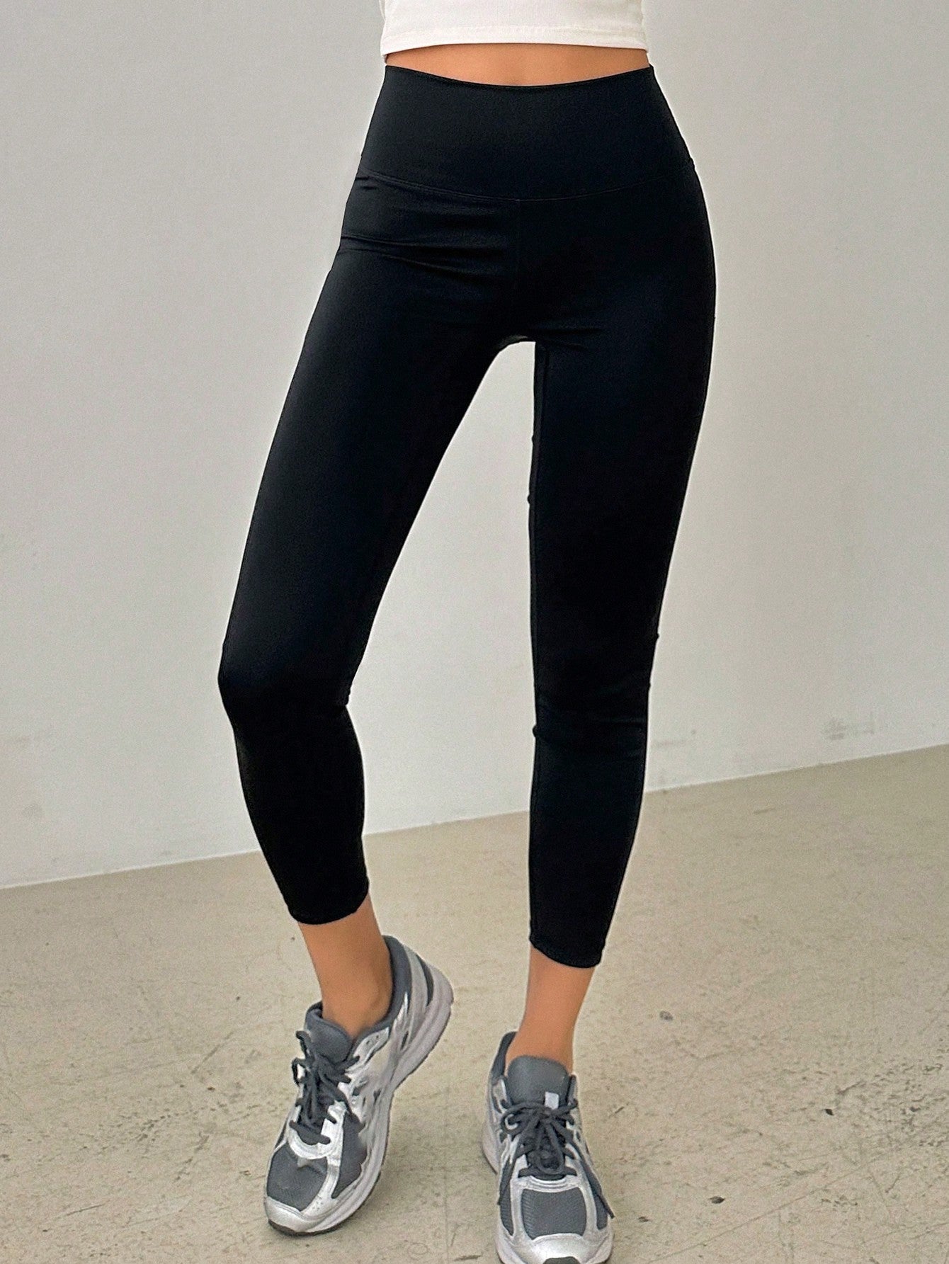Women's Solid Color High Waist Lifting Hip Leggings