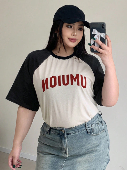 Plus Size Round Neck Summer Casual T-Shirt With Letter Print, Color Block And Raglan Sleeve