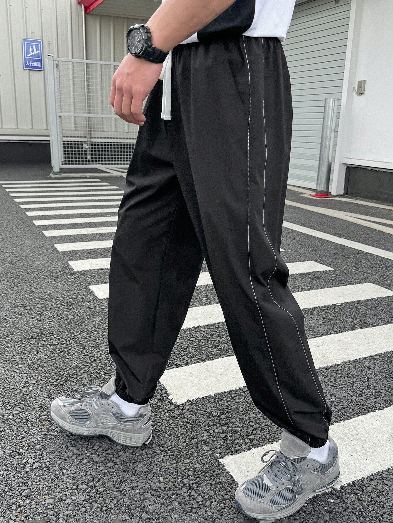 Men Summer Casual Loose Pants With Pockets And Drawstring Cuffs