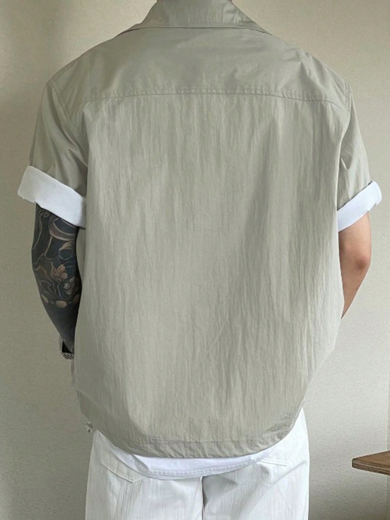 Men's Summer Solid Color Short Sleeve Loose Casual Shirt
