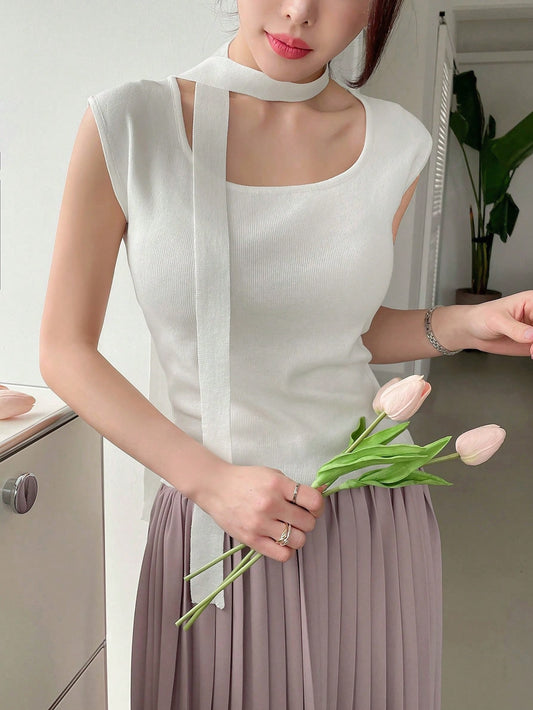 Women Round Neck Solid Color Ribbed Hole Knit Top