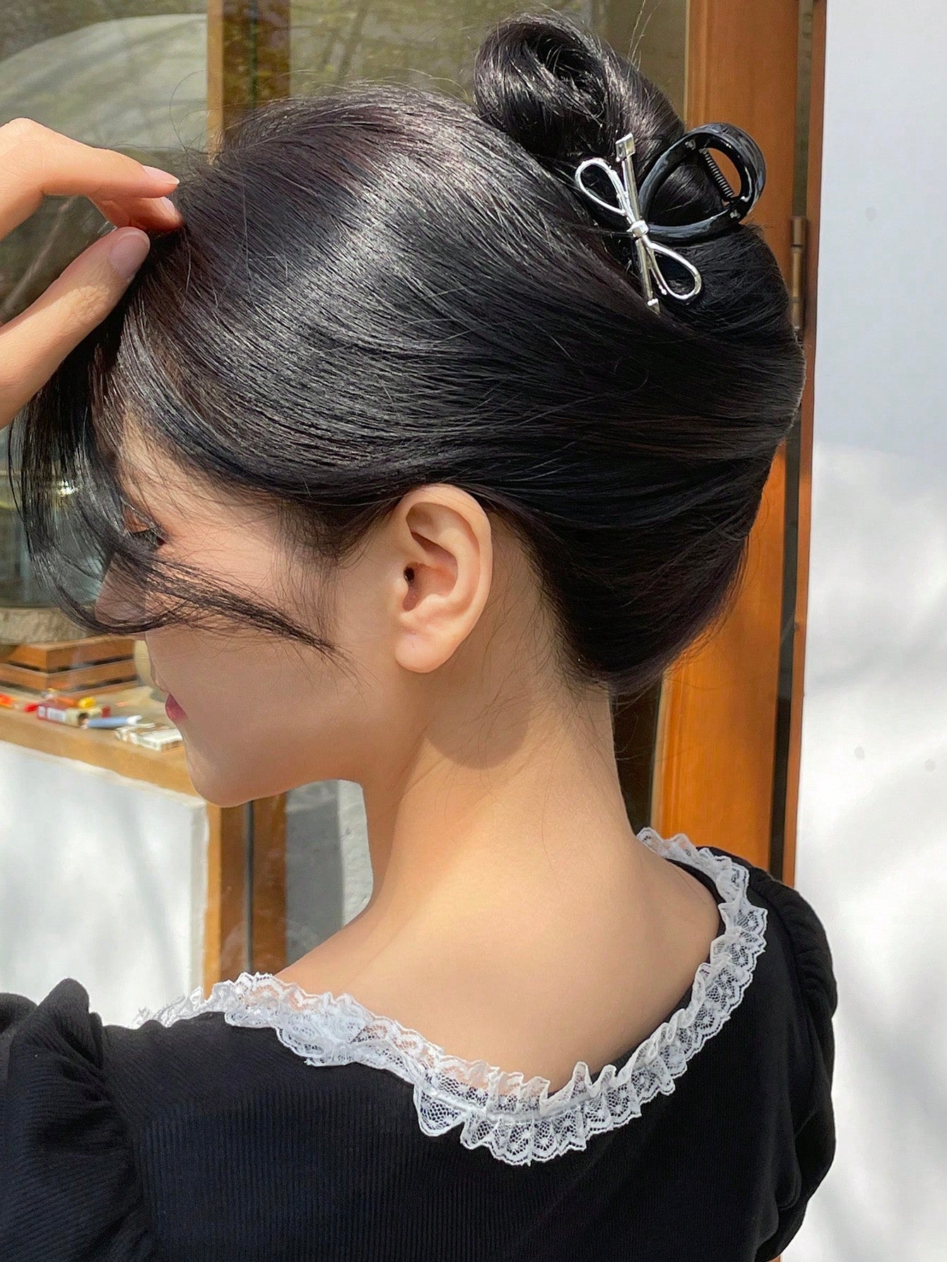 Black Fashionable Bow Design Women Hair Clip, Suitable For Summer