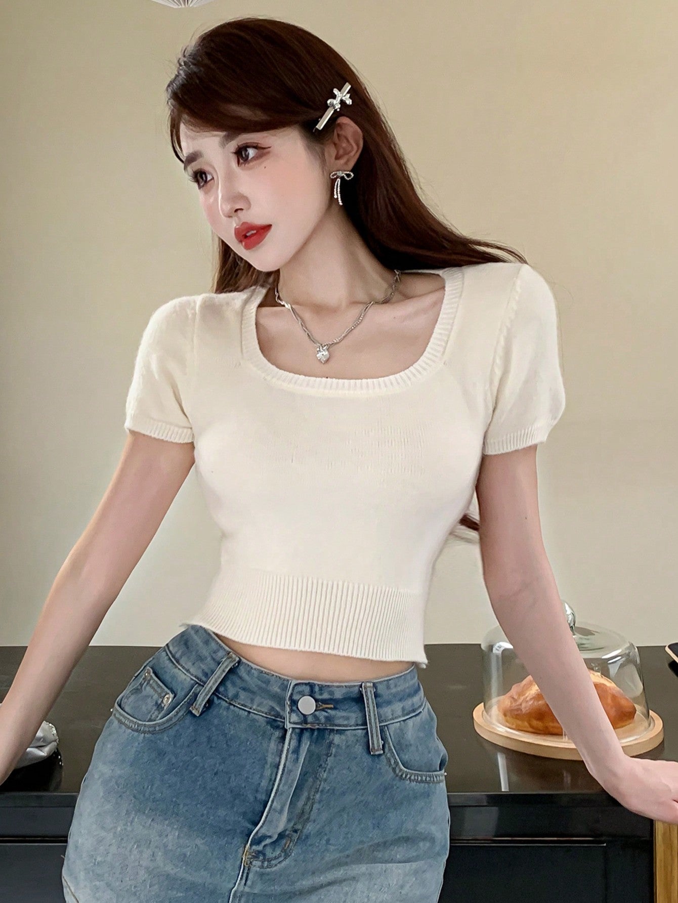 Women Spring/Summer Casual Solid Color Short Sleeve Cropped Knitted Top