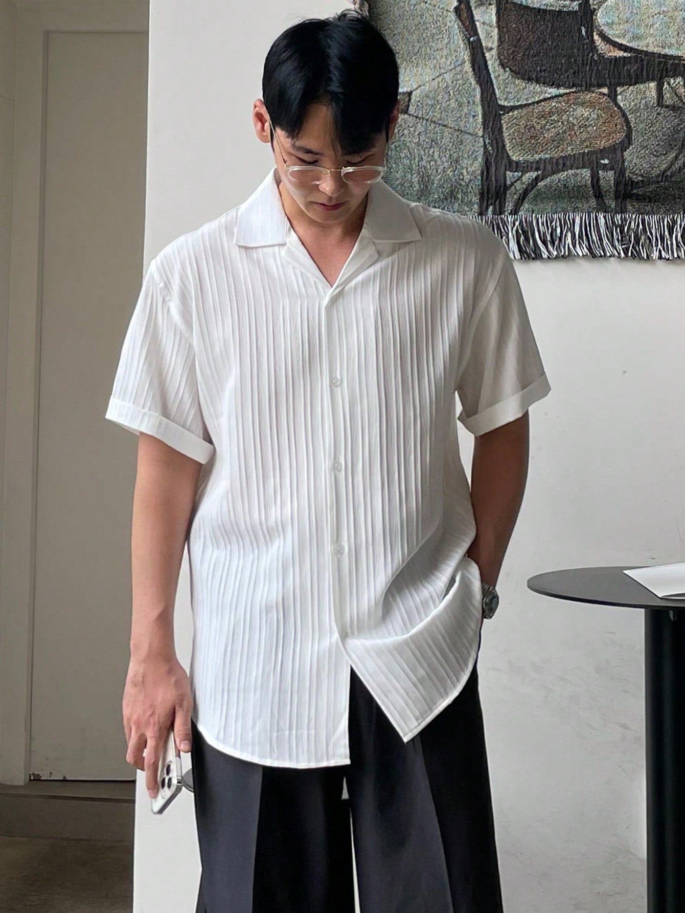 Men Summer Fashionable Vertical Striped Solid Color Shirt