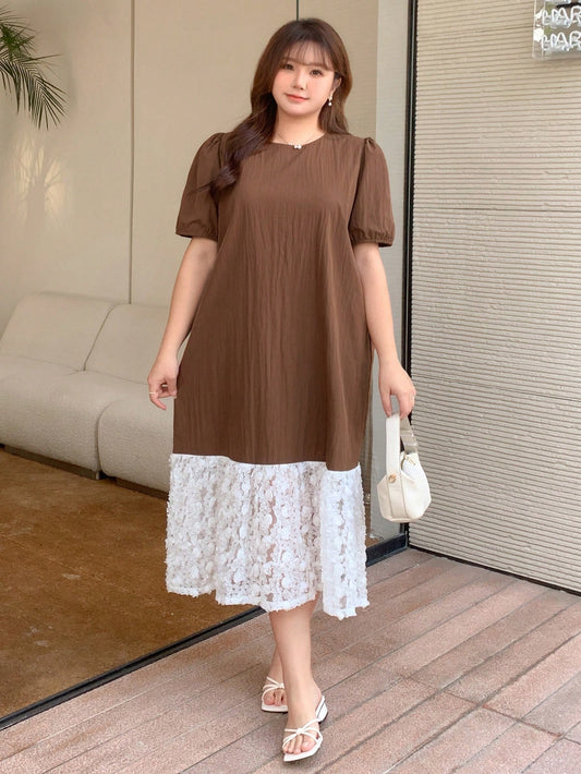 Plus Size Women Summer Loose Straight Dress With Round Neck, Short Puffy Sleeves, Lace Hem And Patchwork Design