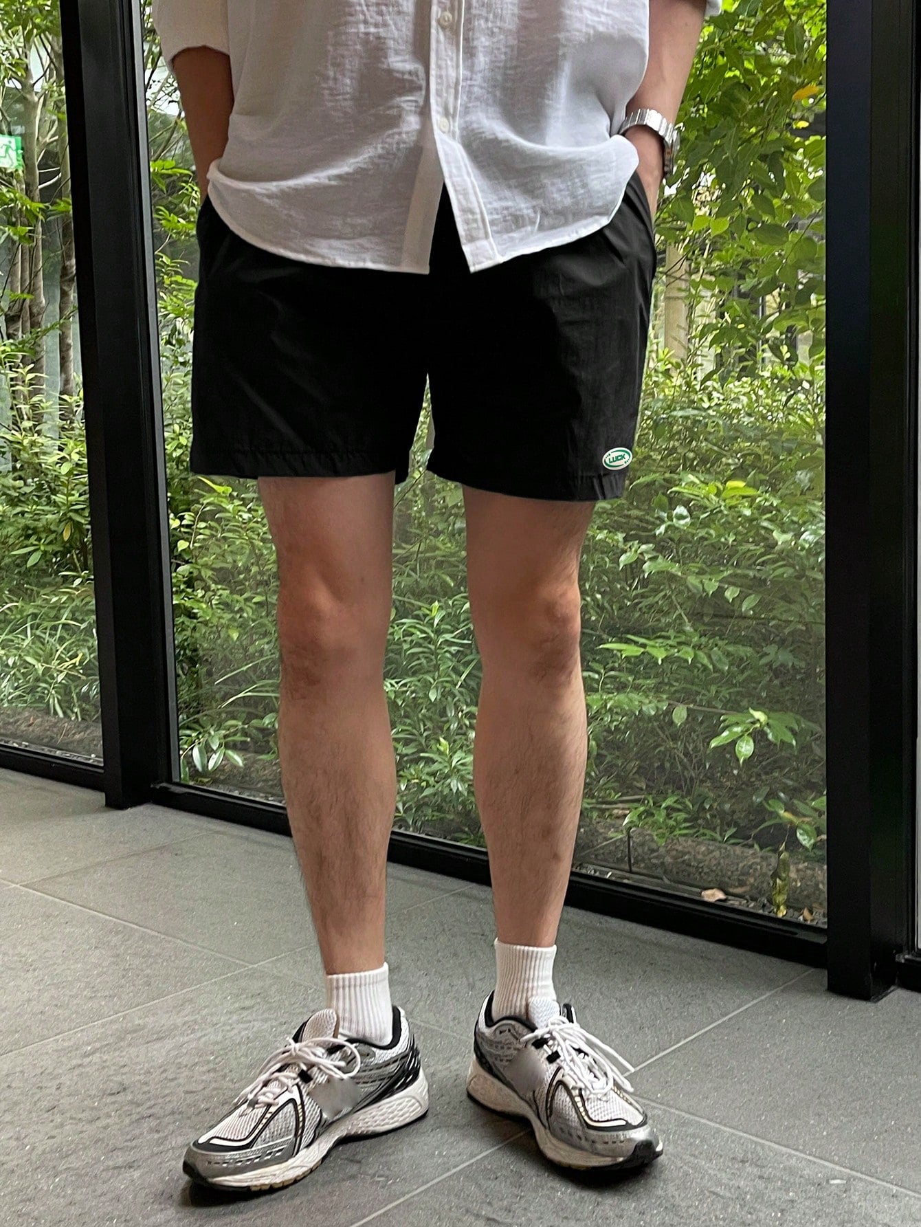 Men's Simple Solid Color Loose Casual Shorts