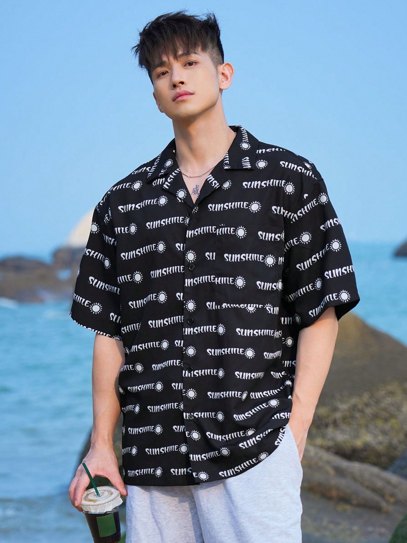 Men Summer Letter & Sun Printed Button Up Beach Shirt