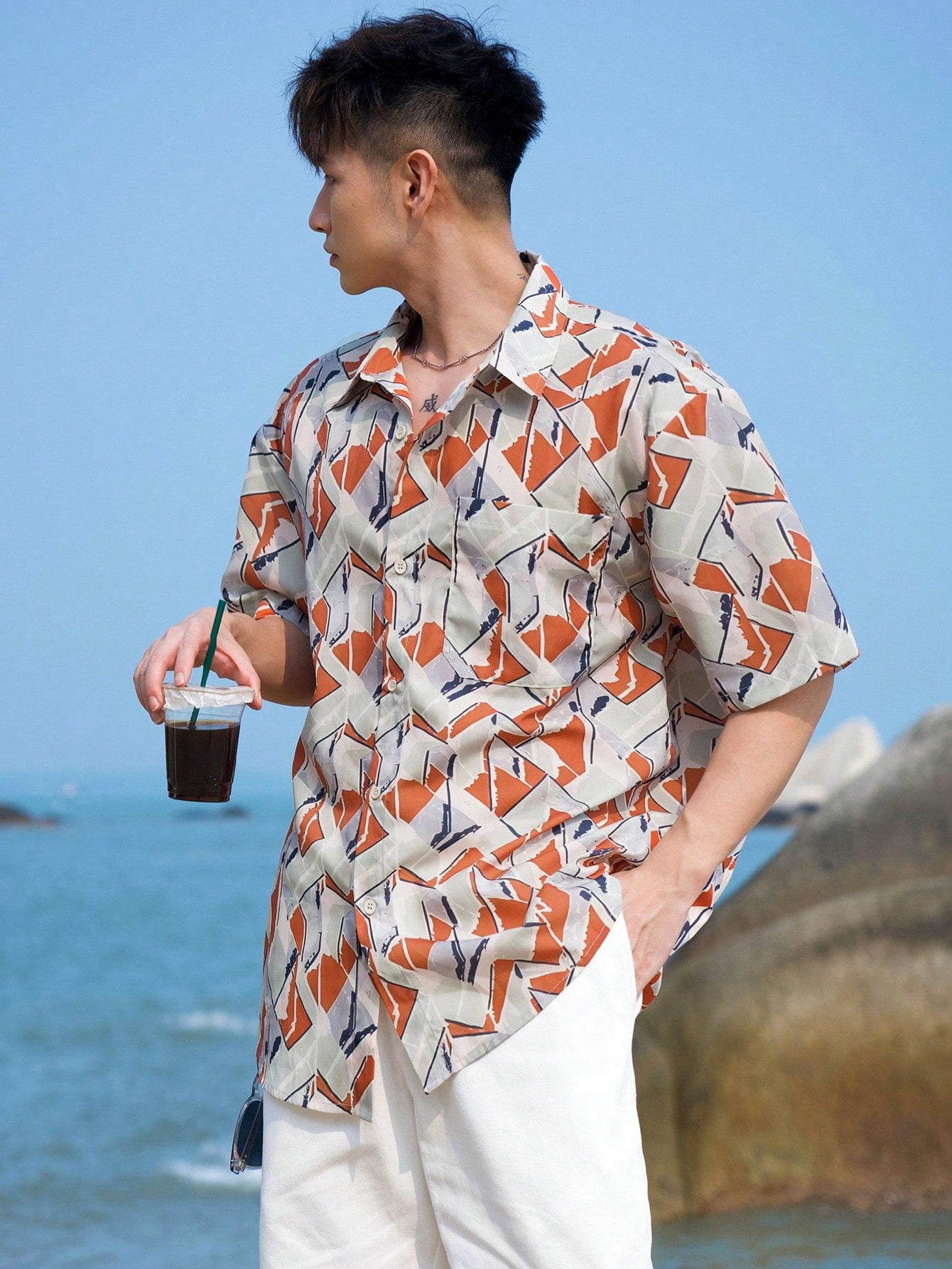 Men Summer Geo Print Short Sleeve Beach Shirt