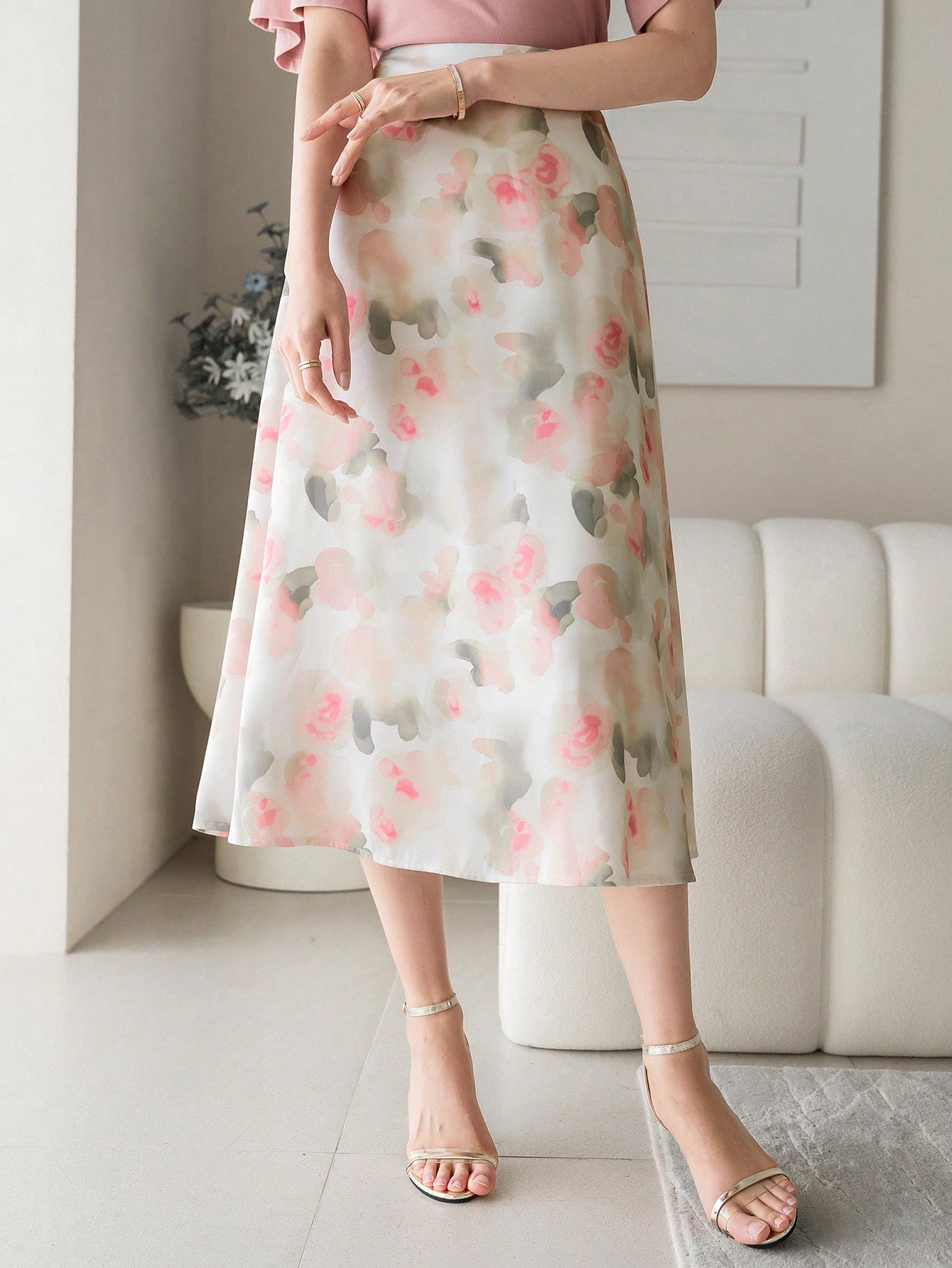 Women Elegant Ombre Floral Printed Chiffon Skirt For Spring And Summer