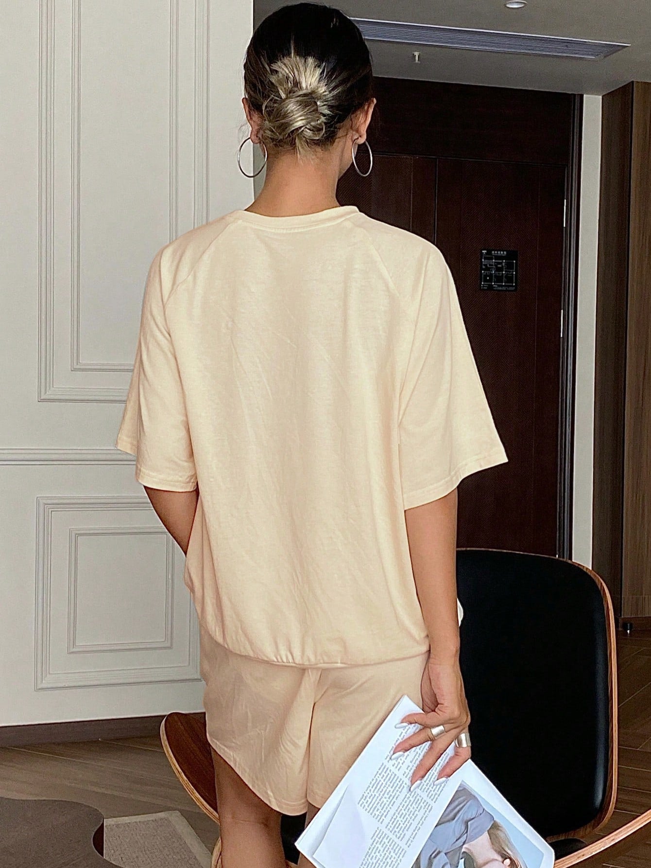 Minimalist Printed Decor Fresh Raglan Sleeve Top And Shorts Home Suit
