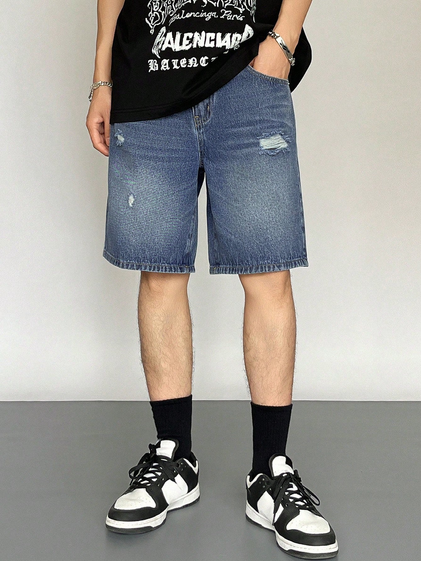 Men Summer Distressed Denim Shorts With Pockets