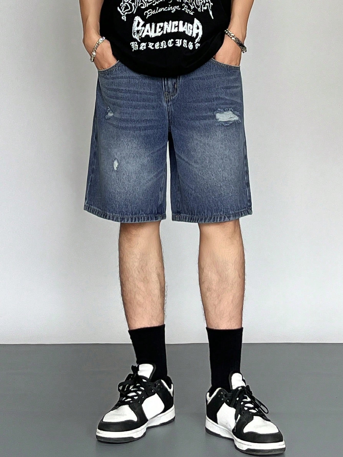 Men Summer Distressed Denim Shorts With Pockets