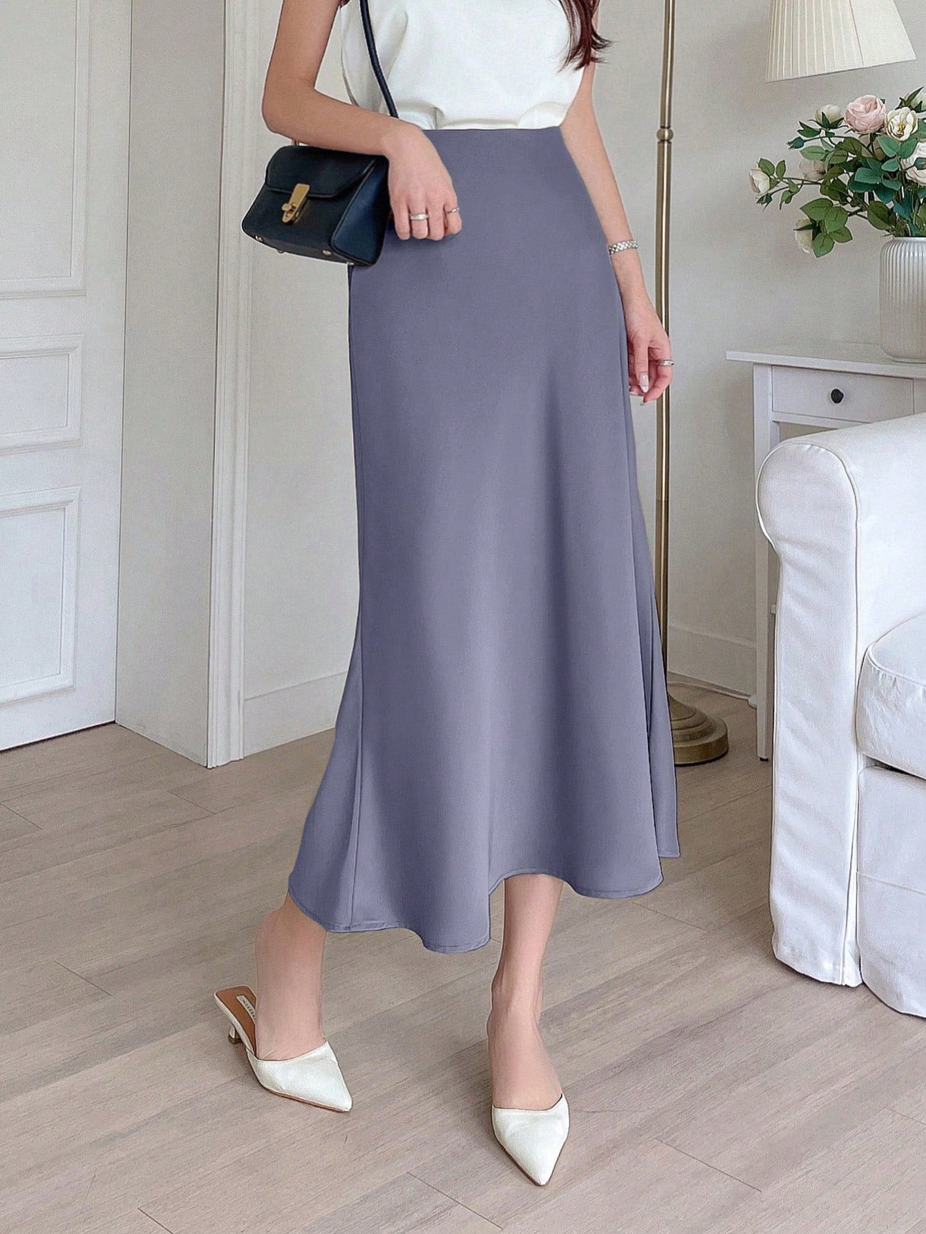 Women Simple Solid Color Loose Fit Midi Skirt