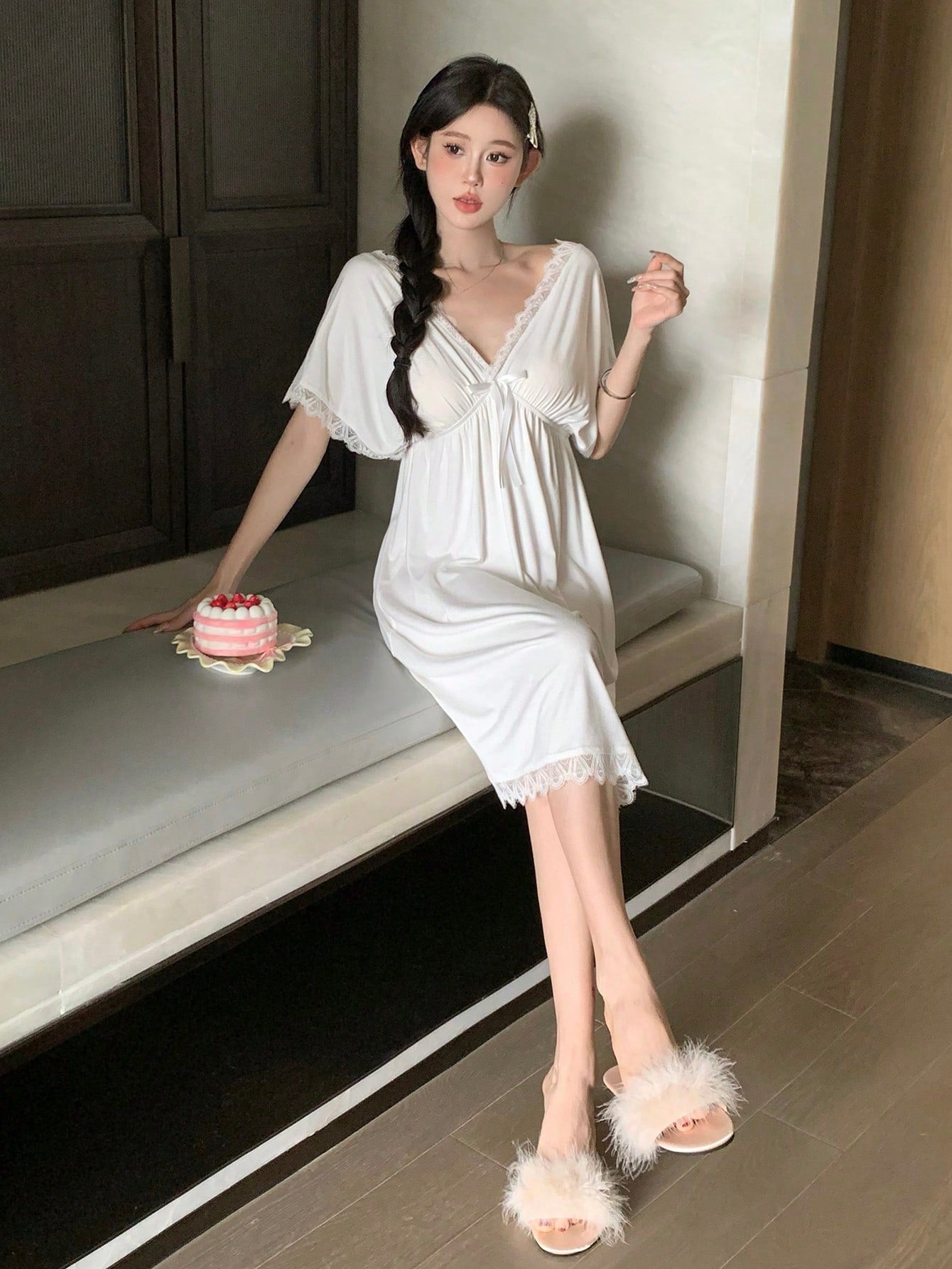 Simple Lace Splice Bowknot Decorated Waist Cinched Sleep Dress
