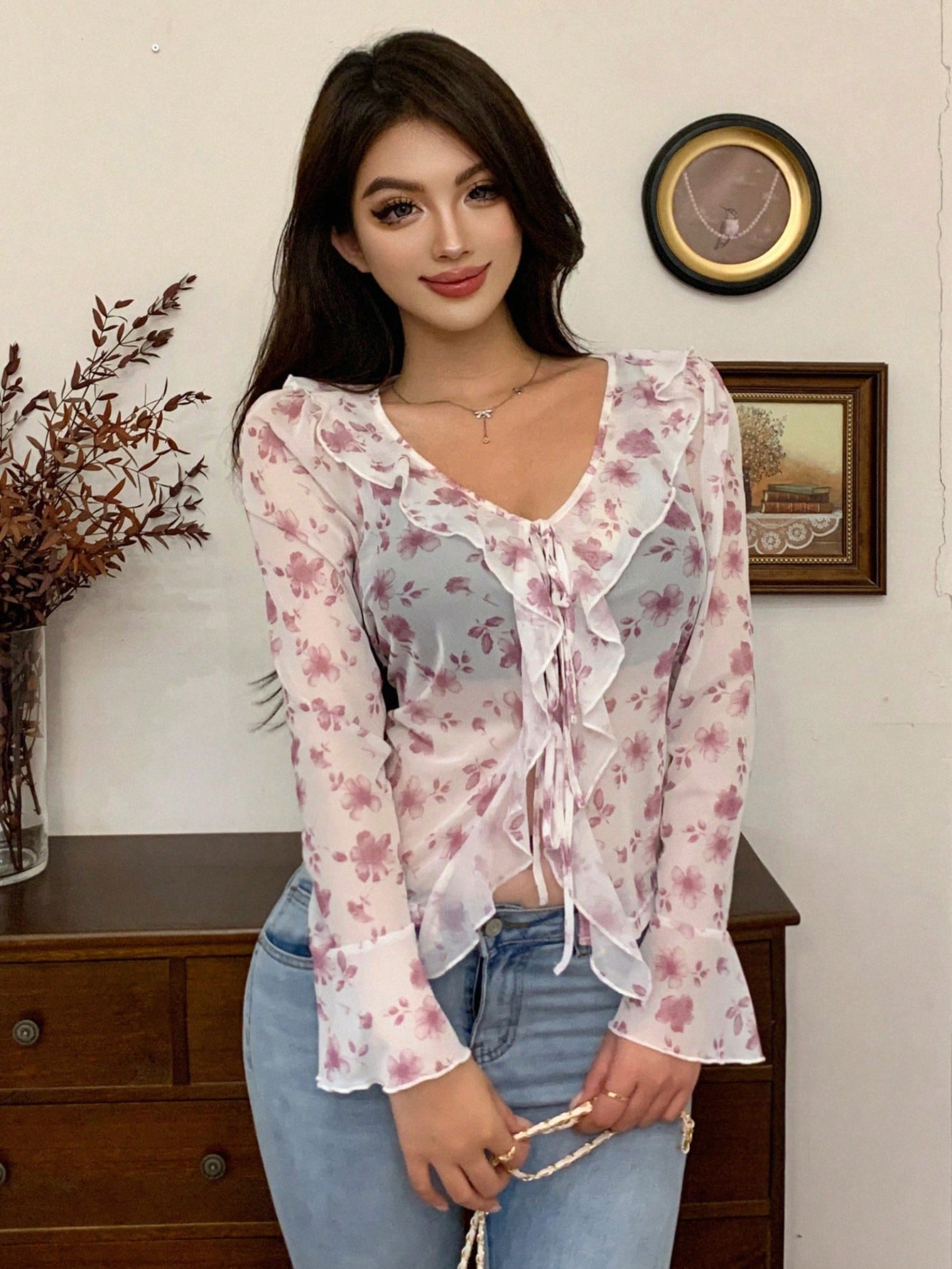 Women's Ruffle Trim Tie Front Daily Wear Floral Top For Spring/Summer