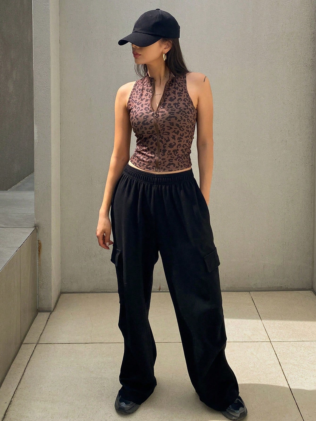 Women's Fashion Leopard Print Sleeveless Zipper Tank Top