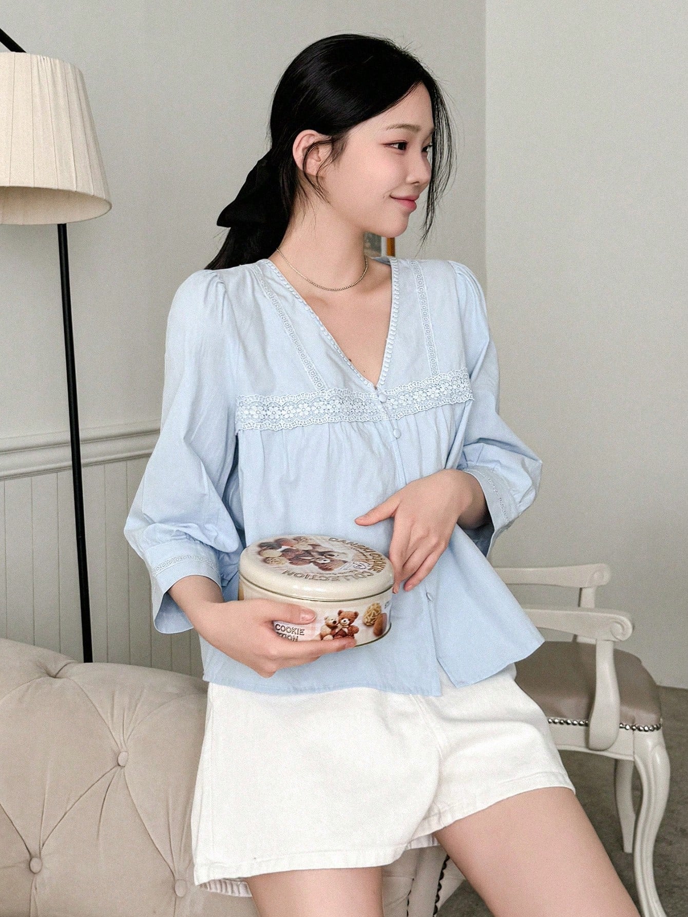 Fashionable Spring And Summer V-Neck Long Sleeve Embroidered Splice Shirt