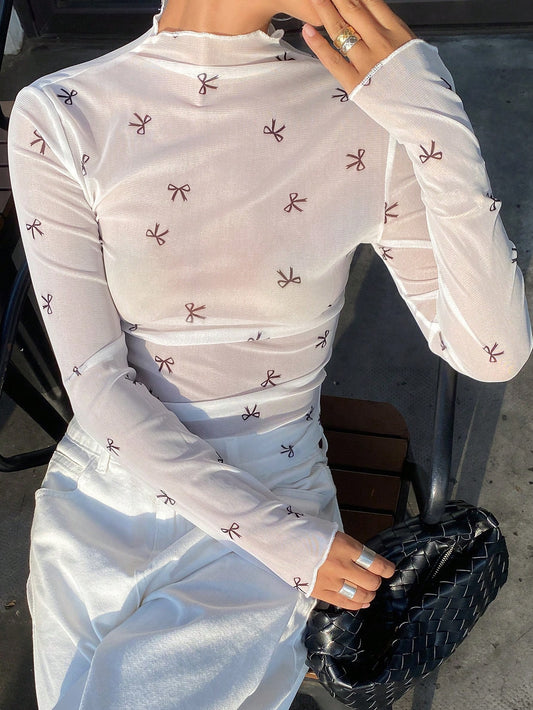 Women's Fashionable Sweet Bowknot Design Long Sleeve Top