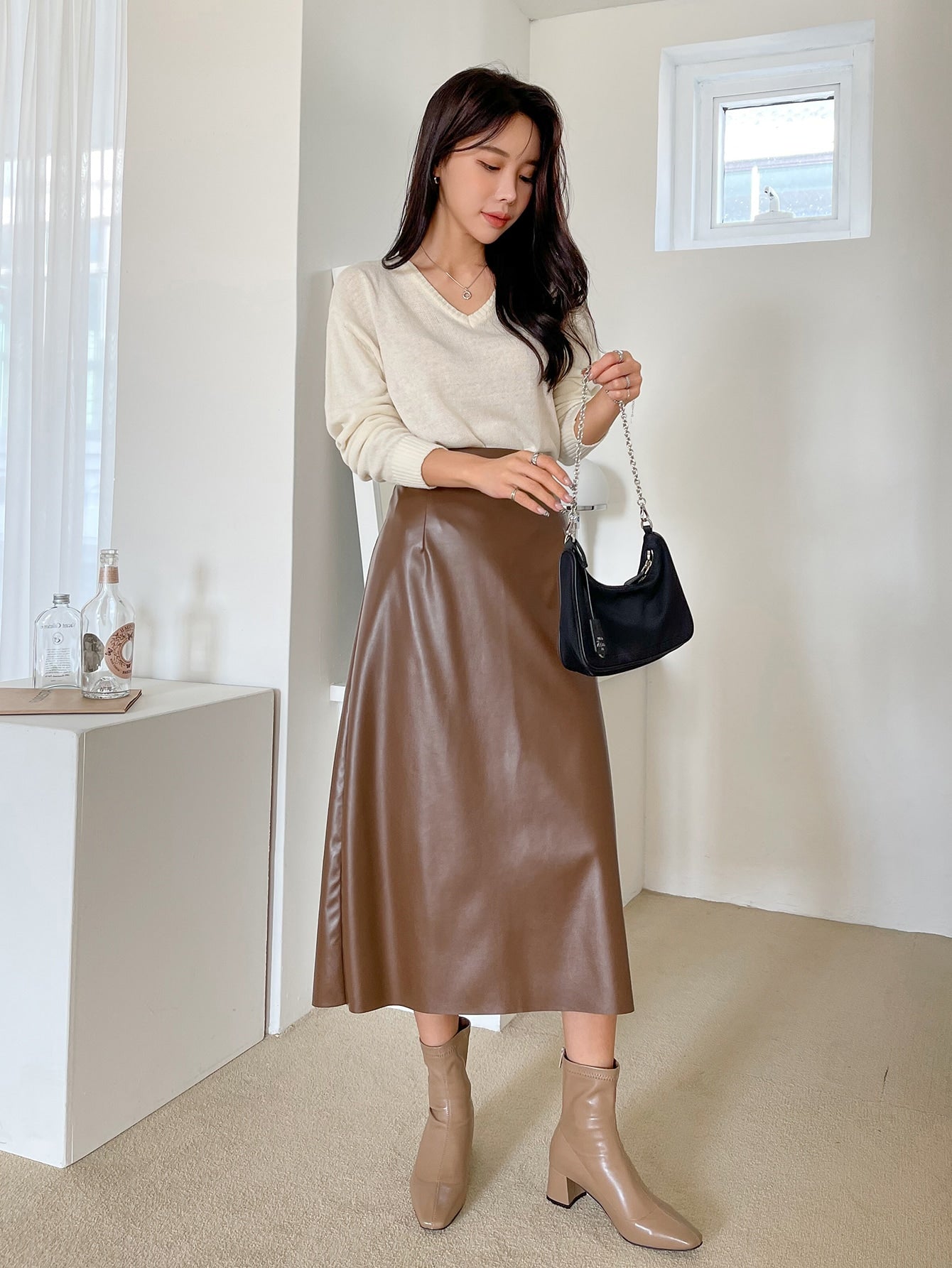 High Waist Split Back PU Leather Skirt