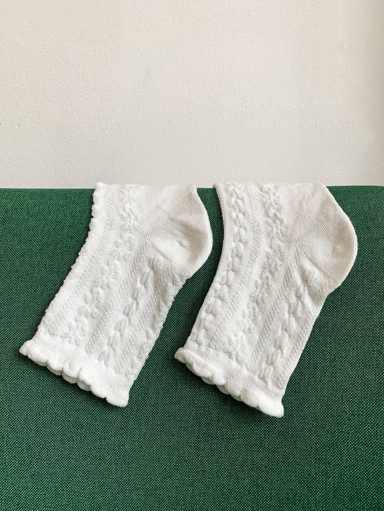 Solid Textured Crew Socks