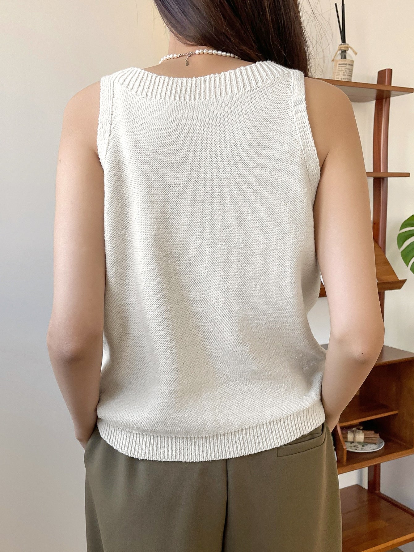 Solid Round Neck Knit Top
