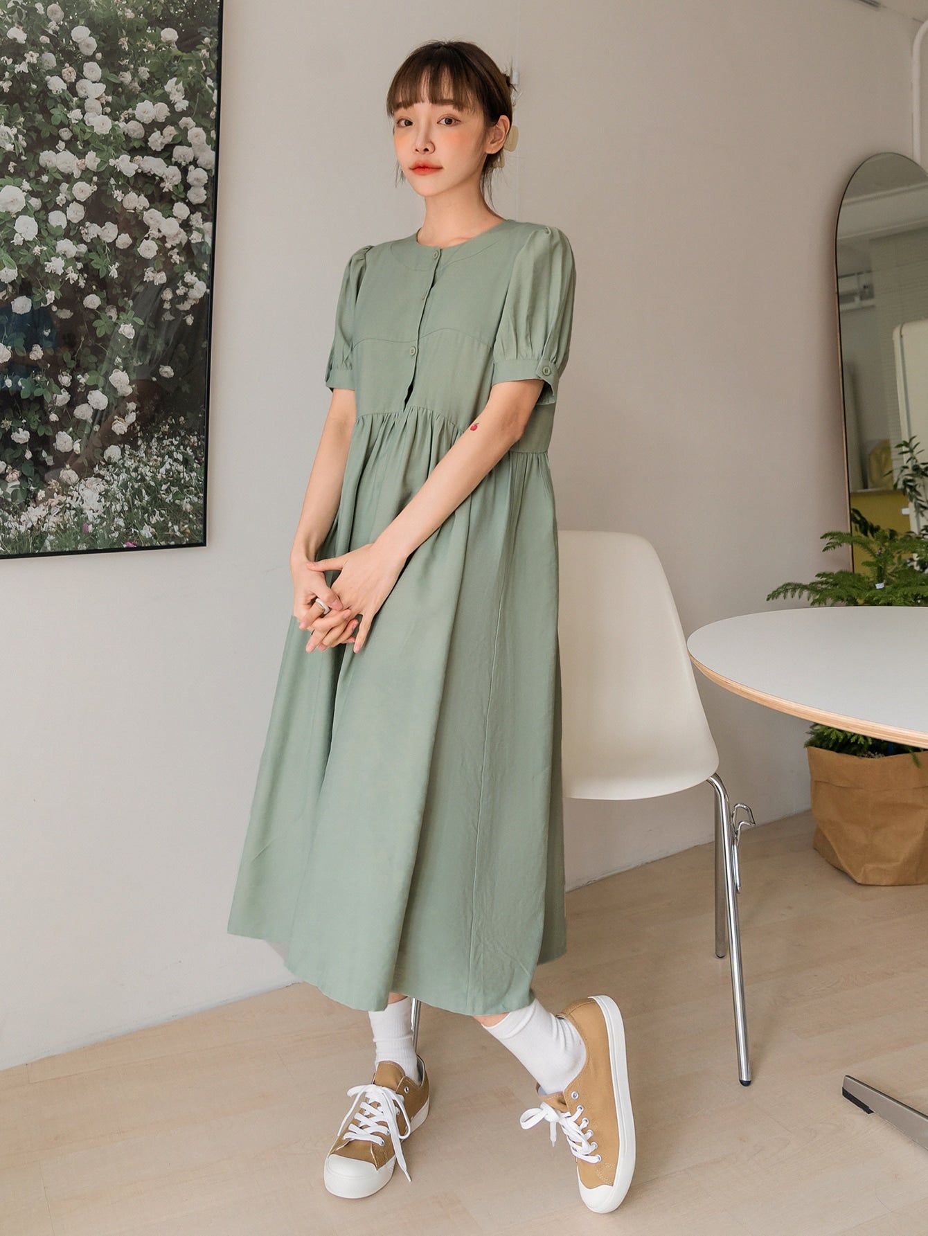 Solid Button Front Puff Sleeve Smock Dress