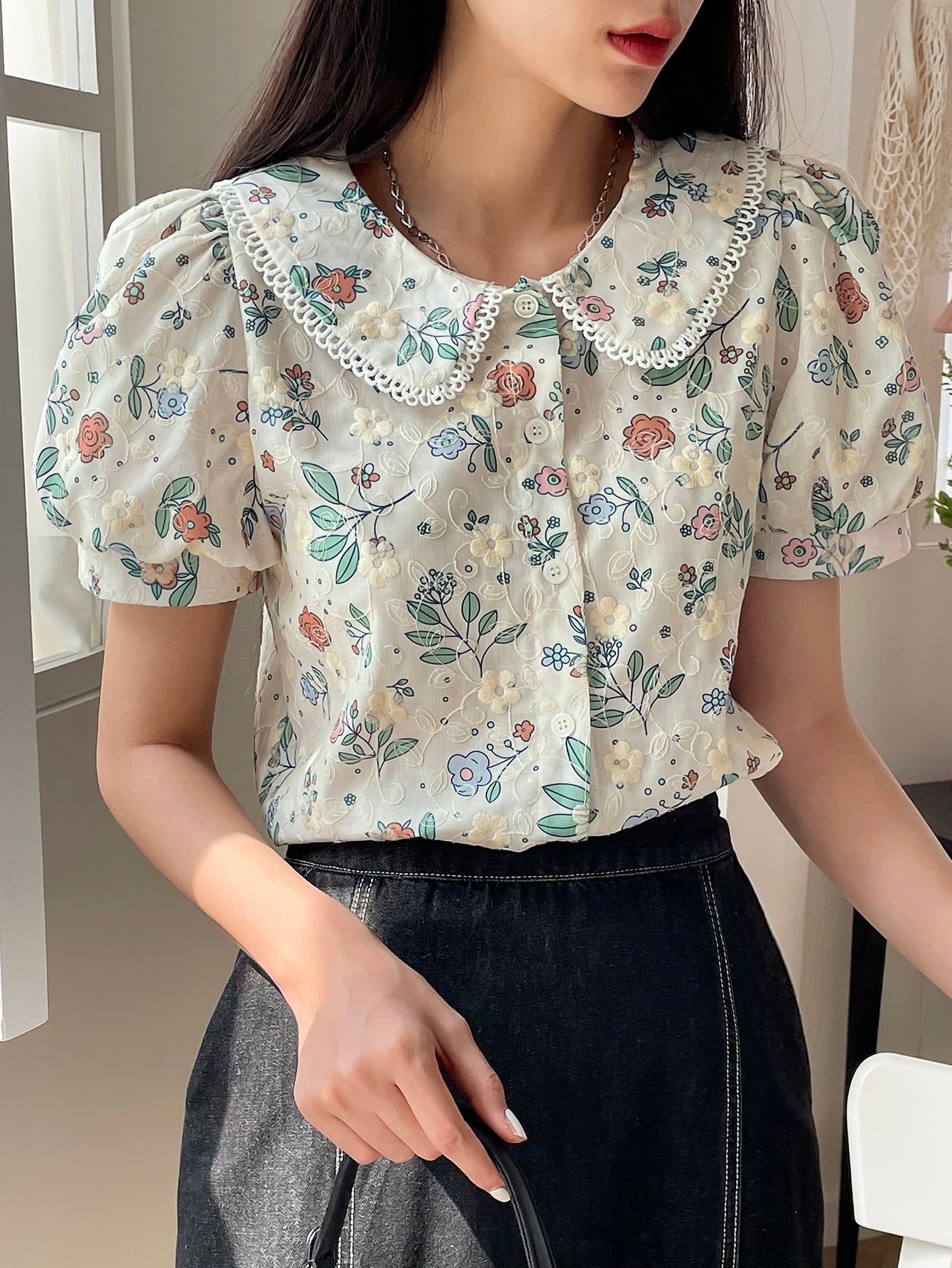 Floral Embroidery Peter Pan Collar Puff Sleeve Blouse