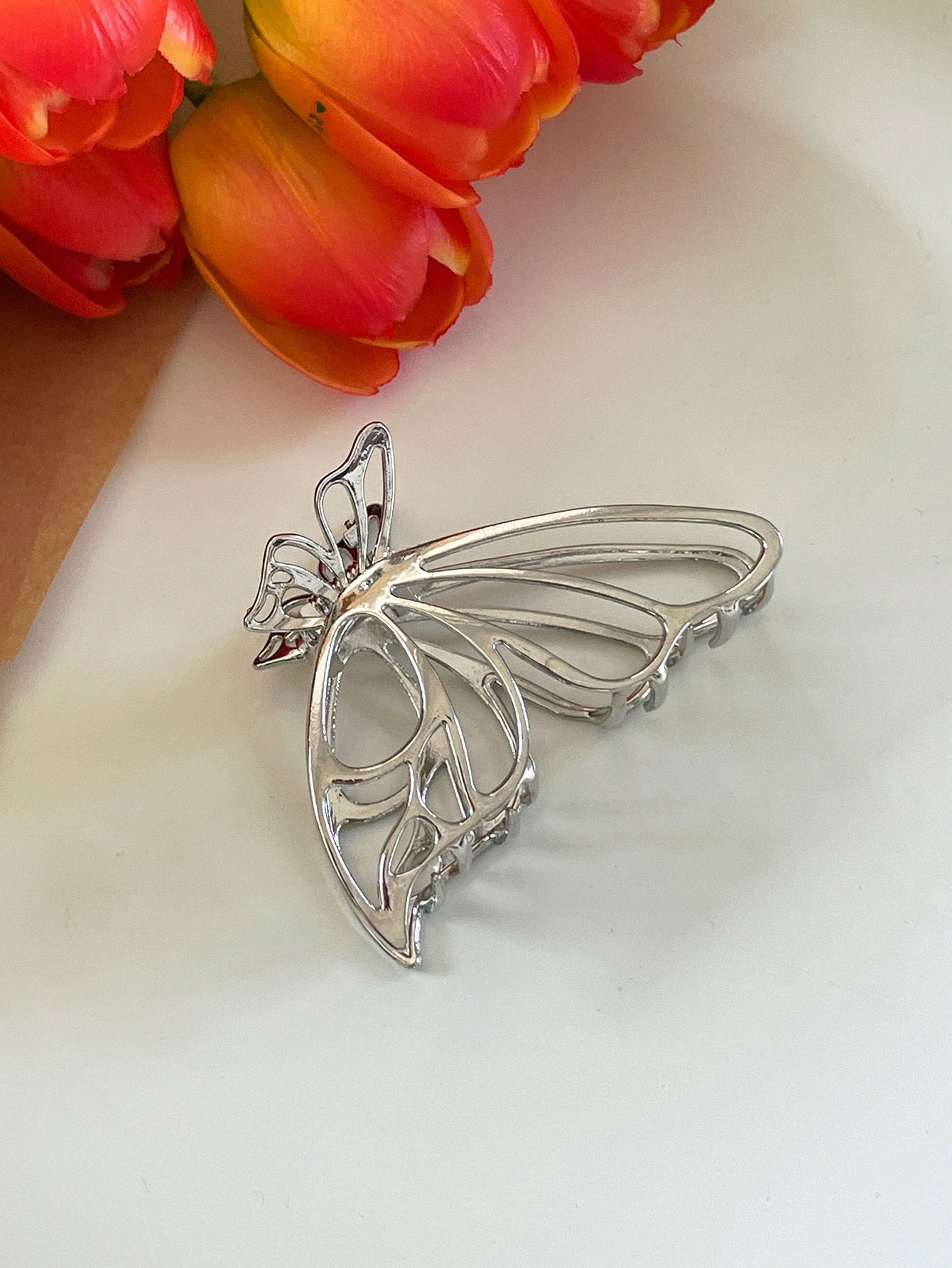 Butterfly Design Hair Claw Street