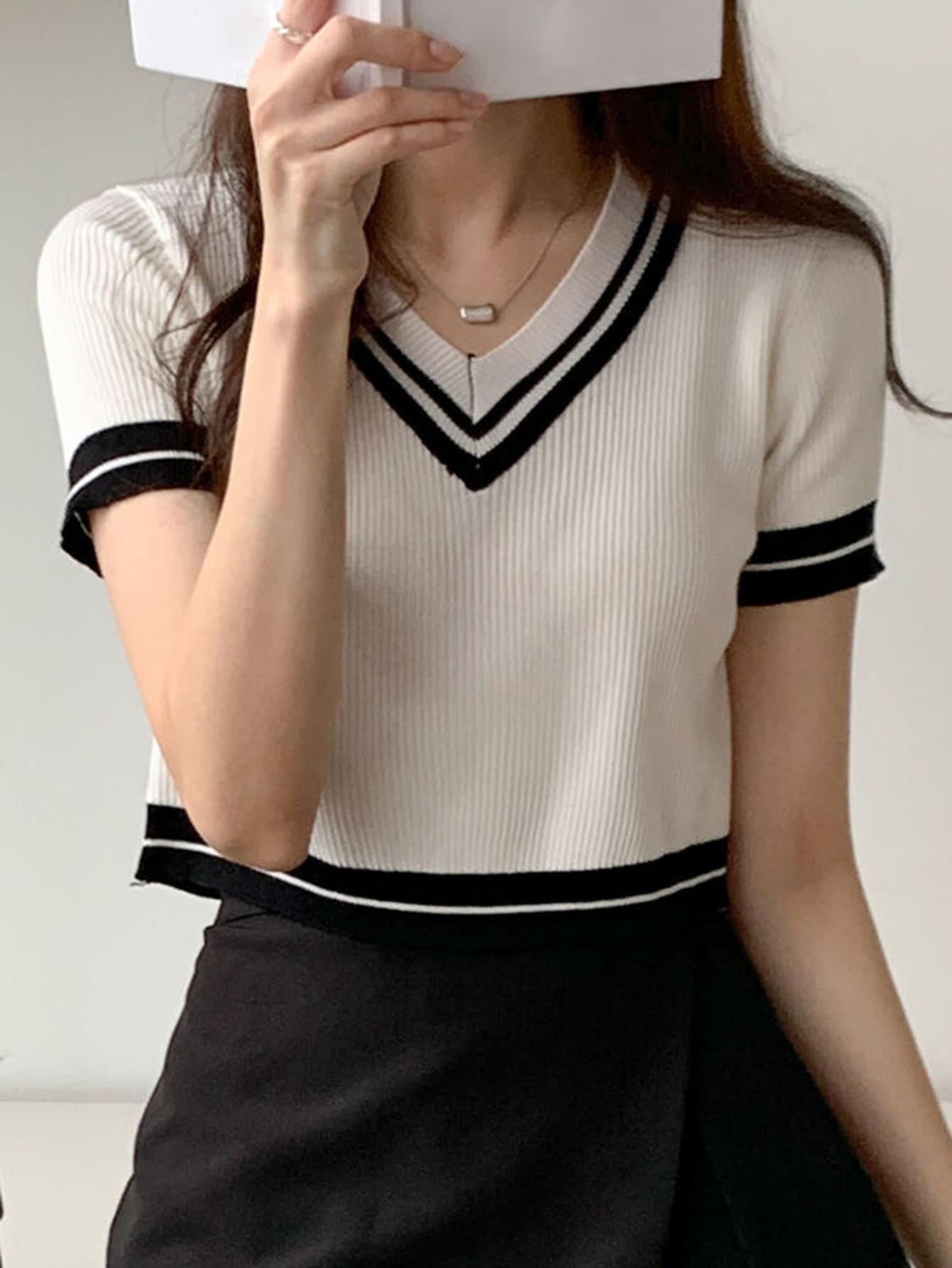 Contrast Trim Ribbed Knit Top