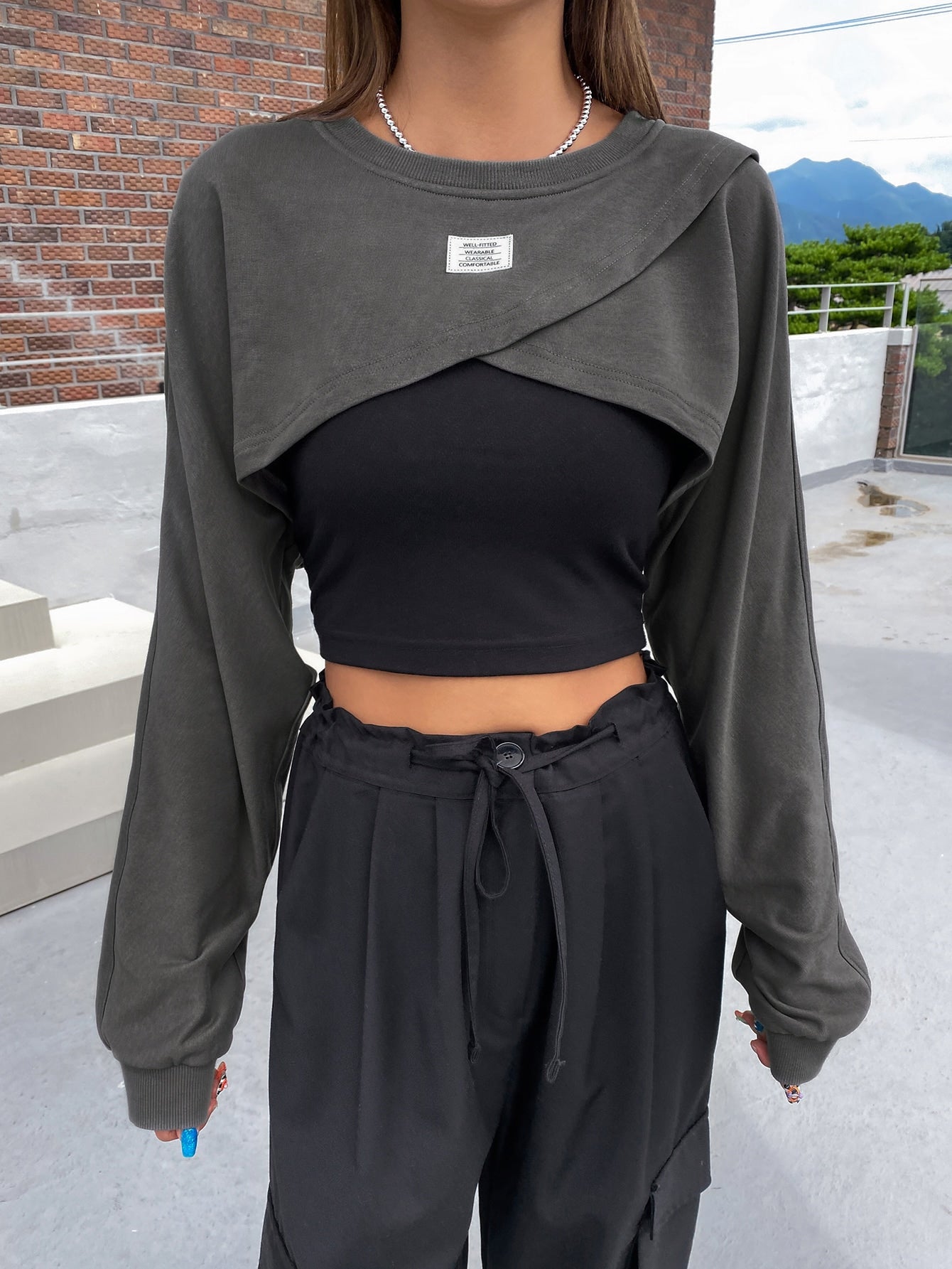 Letter Patched Detail Batwing Sleeve Super Crop Top