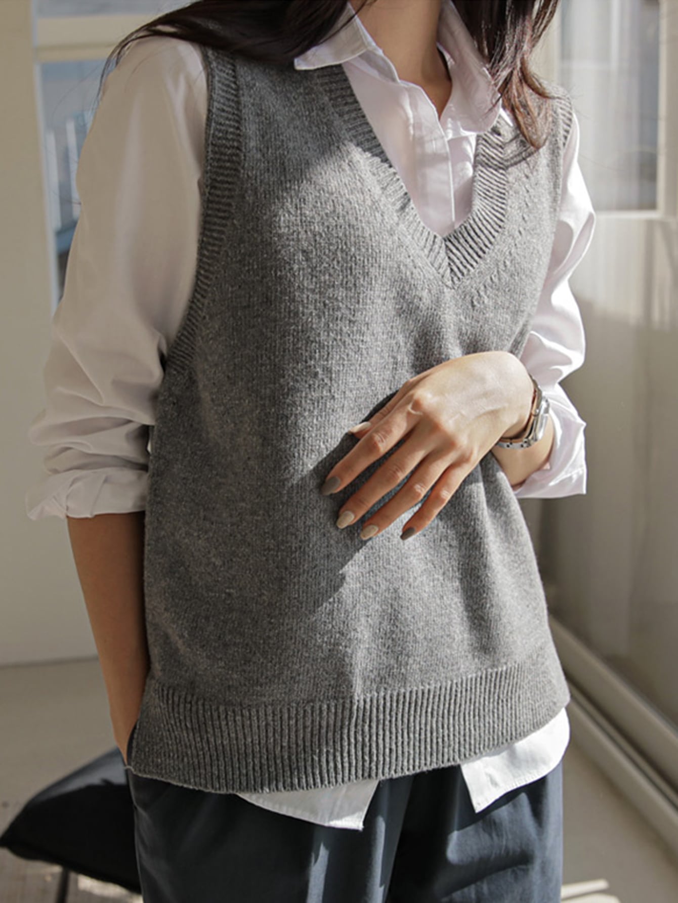 Solid V-neck Sweater Vest Without Blouse