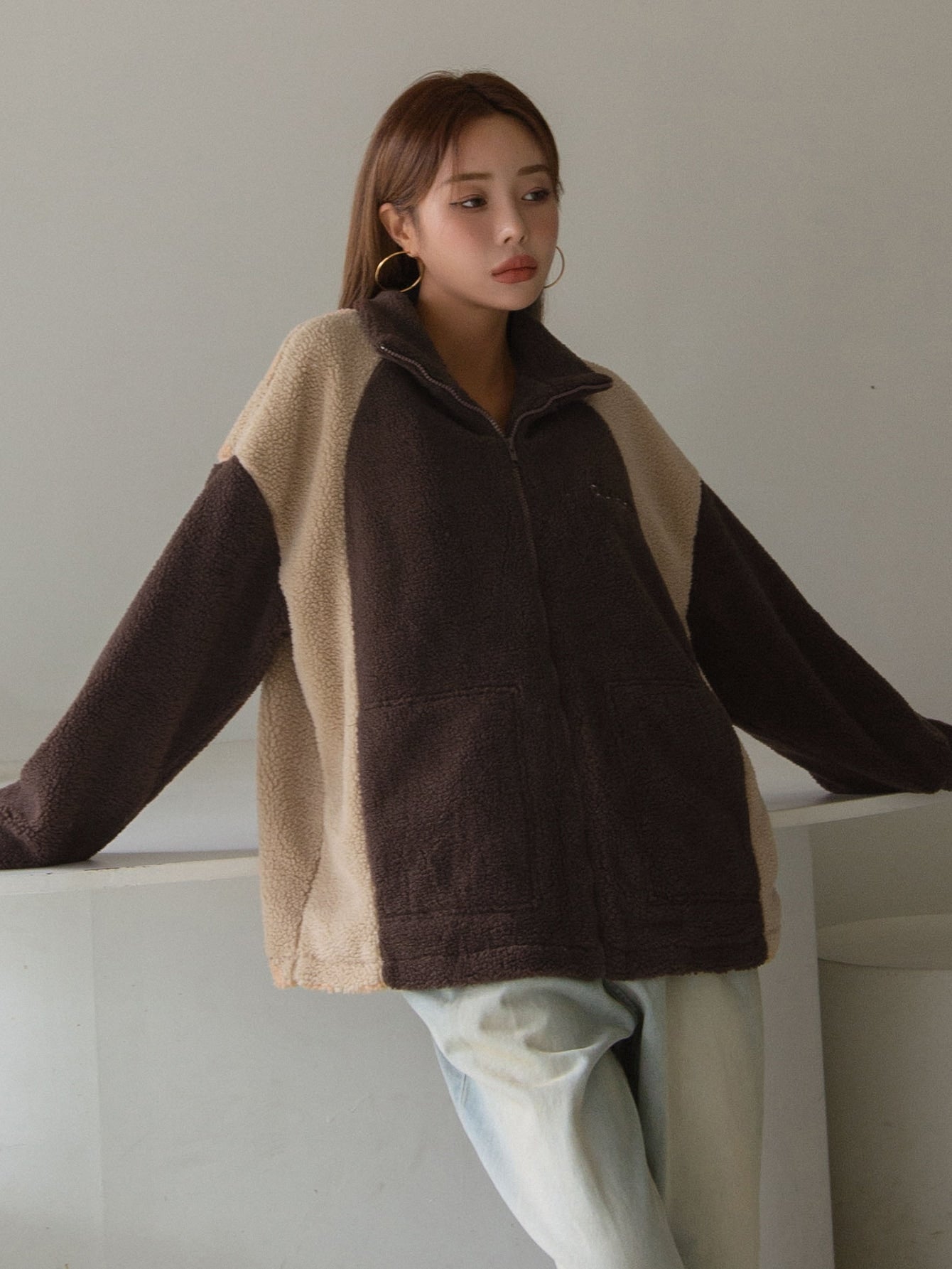 Two Tone Letter Embroidery Drop Shoulder Teddy Coat