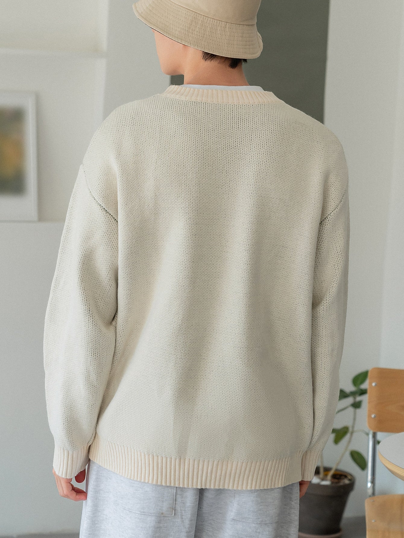 Men 1pc Figure & Letter Pattern Drop Shoulder Sweater