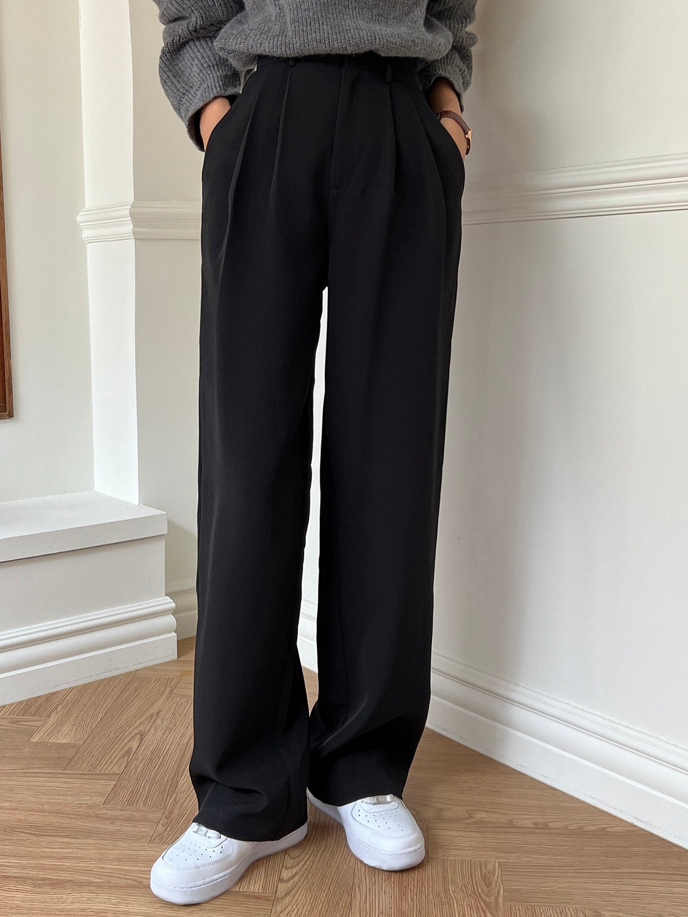 Plicated Detail Suit Pants – DAZY