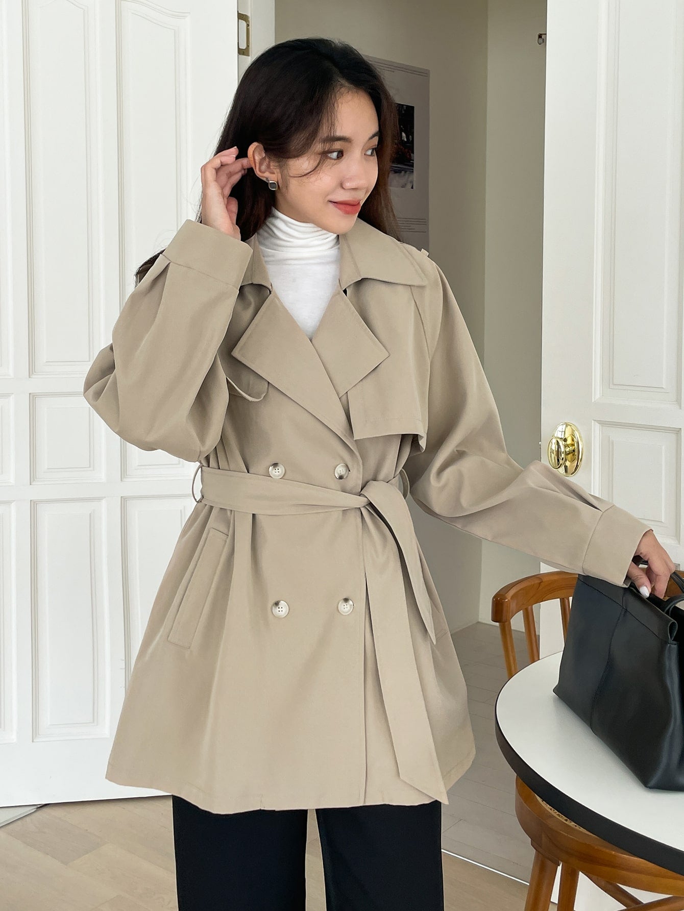 Epaulettes Design Raglan Sleeve Double Breasted Belted Trench Coat
