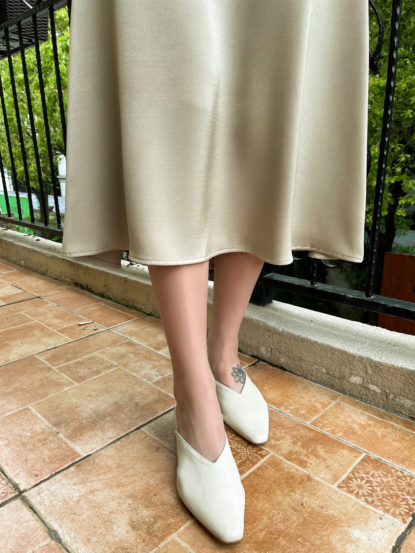 High Waist Solid A-line Skirt