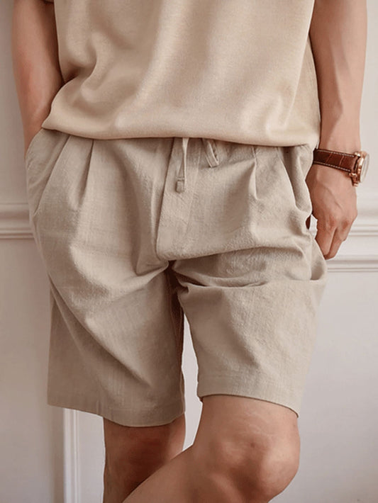 Men Solid Slant Pocket Plicated Detail Khaki Shorts