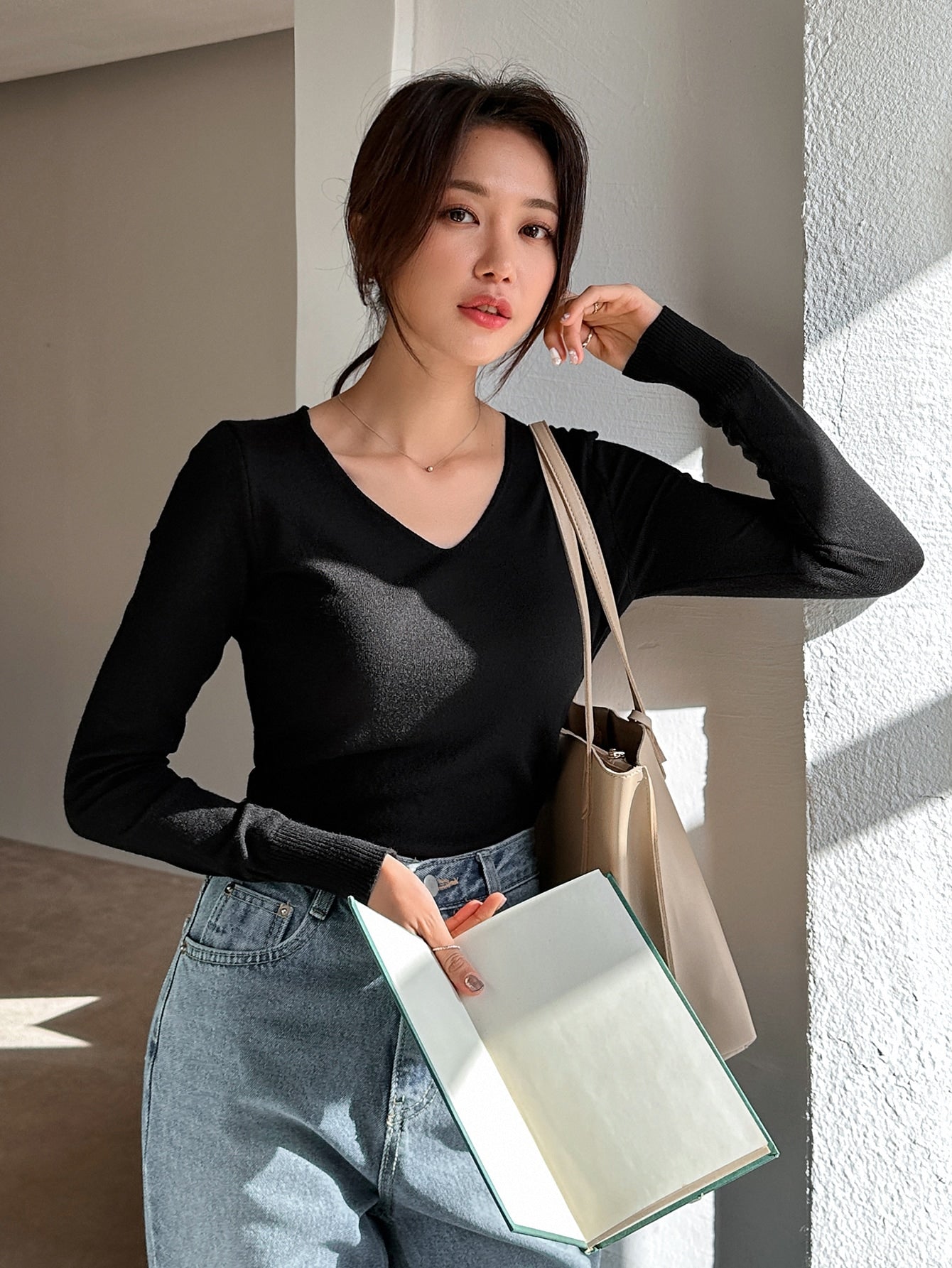 Solid V Neck Ribbed Knit Sweater