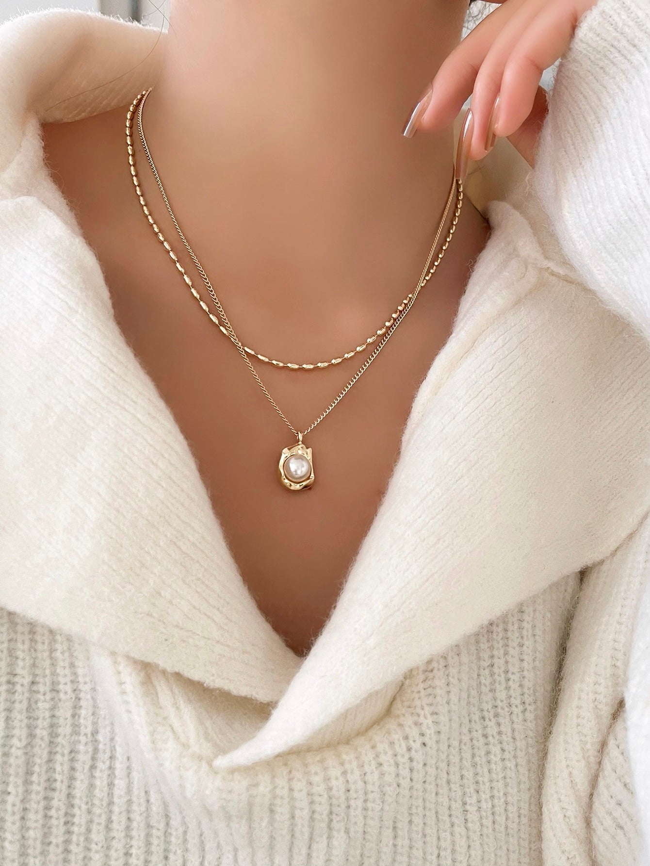 Faux Pearl Charm Layered Necklace
